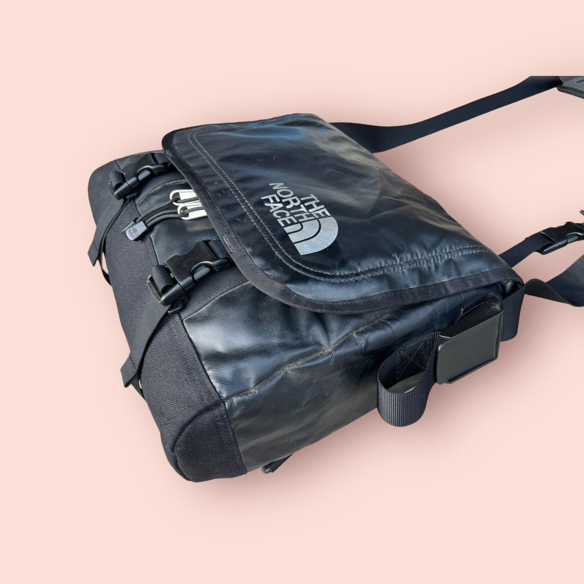 Nanamica × The North Face RARE TNF WATERPROOF CROSSBODY TRAVEL SLING BAG Size ONE SIZE - 15 Thumbnail