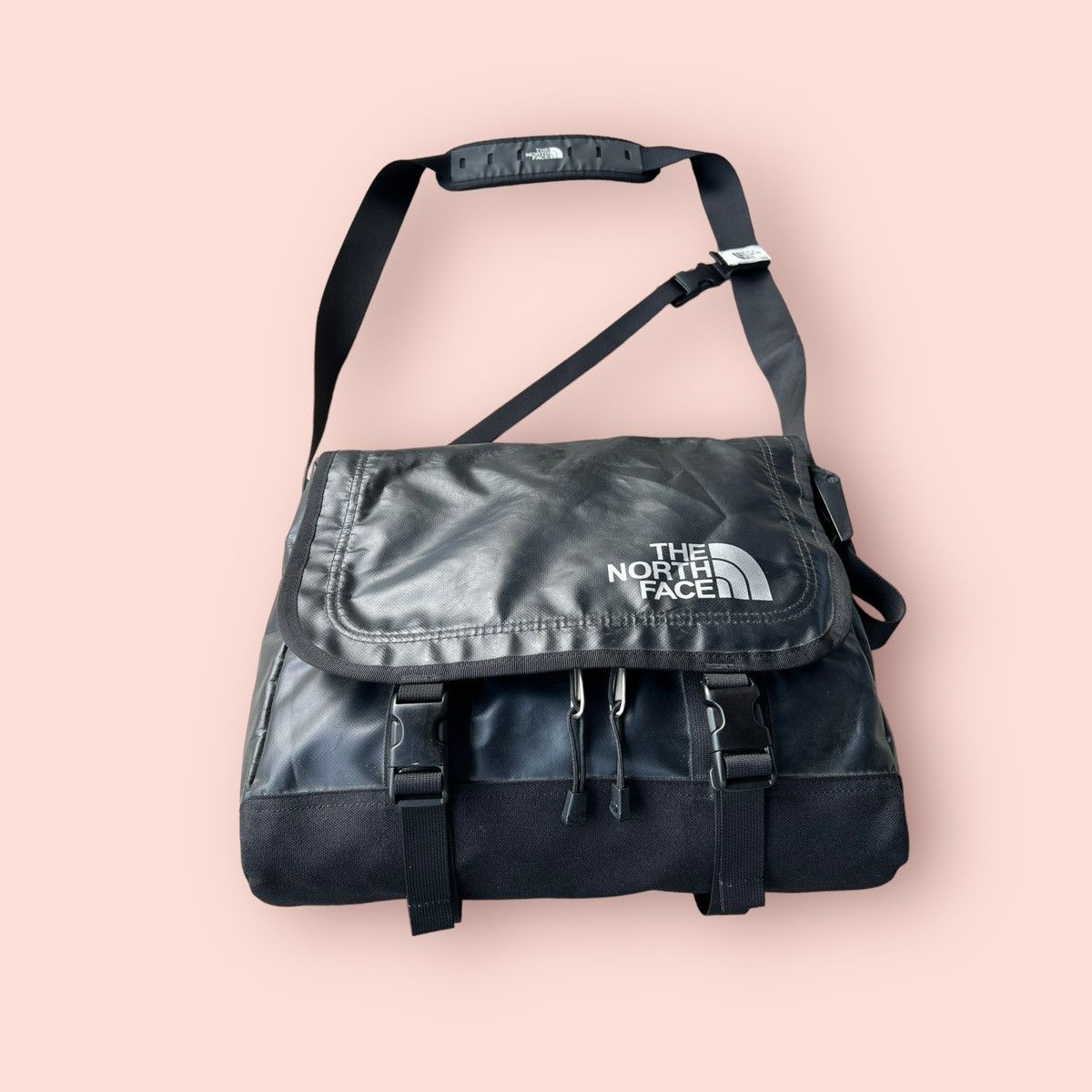 Nanamica × The North Face RARE TNF WATERPROOF CROSSBODY TRAVEL SLING BAG Size ONE SIZE - 4 Thumbnail