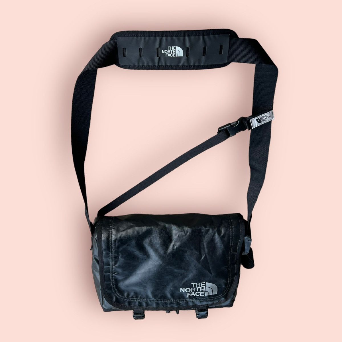 Nanamica × The North Face RARE TNF WATERPROOF CROSSBODY TRAVEL SLING BAG Size ONE SIZE - 6 Thumbnail