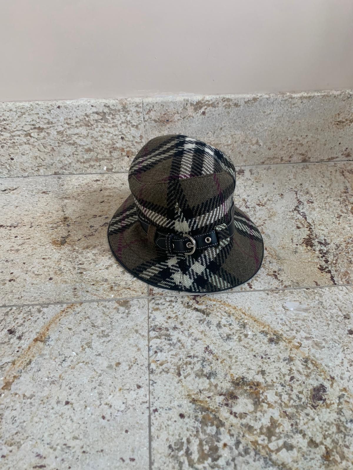 Burberry Hat in Multicolor Size ONE SIZE - 4 Thumbnail