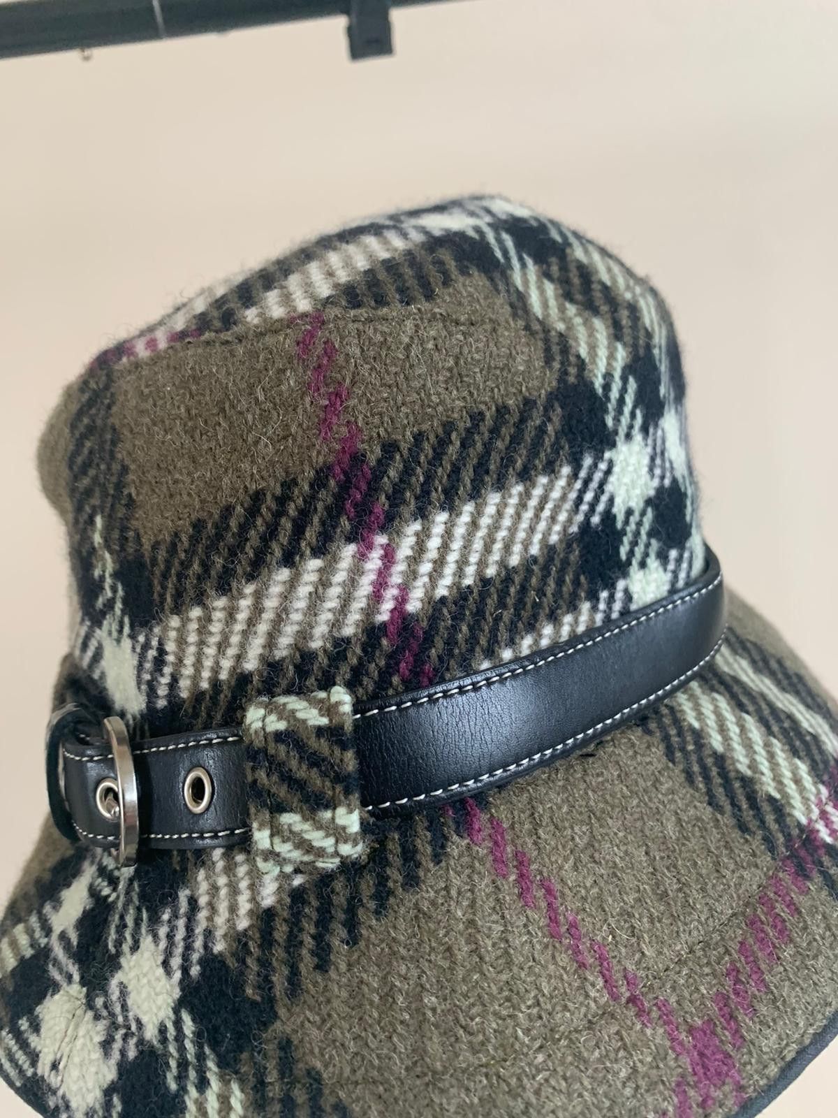 Burberry Hat in Multicolor Size ONE SIZE - 10 Thumbnail