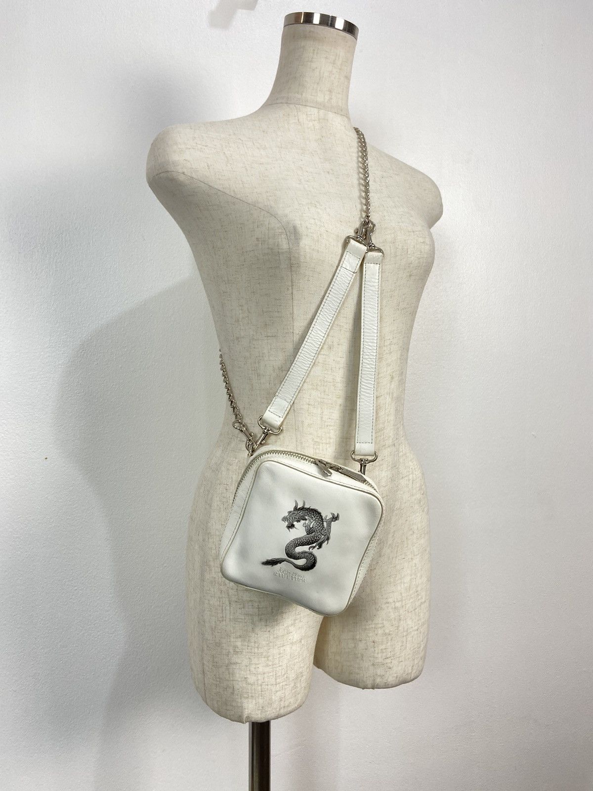 Jean Paul Gaultier Jean Paul Gaultier JPG Dragon Mini Cube Chain Bag Size ONE SIZE - 19 Thumbnail