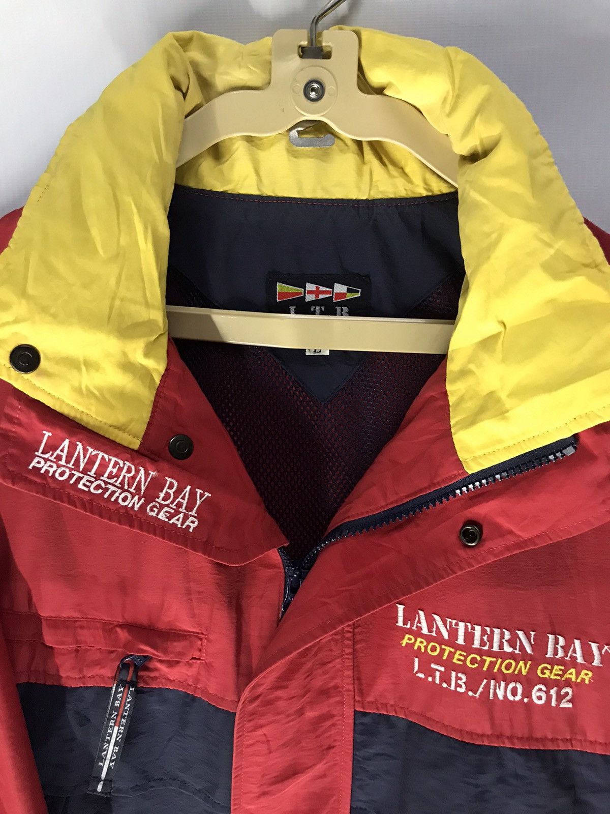 Other Lantern bay windbreaker hidden hoodie zipper jacket Size US L / EU 52-54 / 3 - 5 Thumbnail