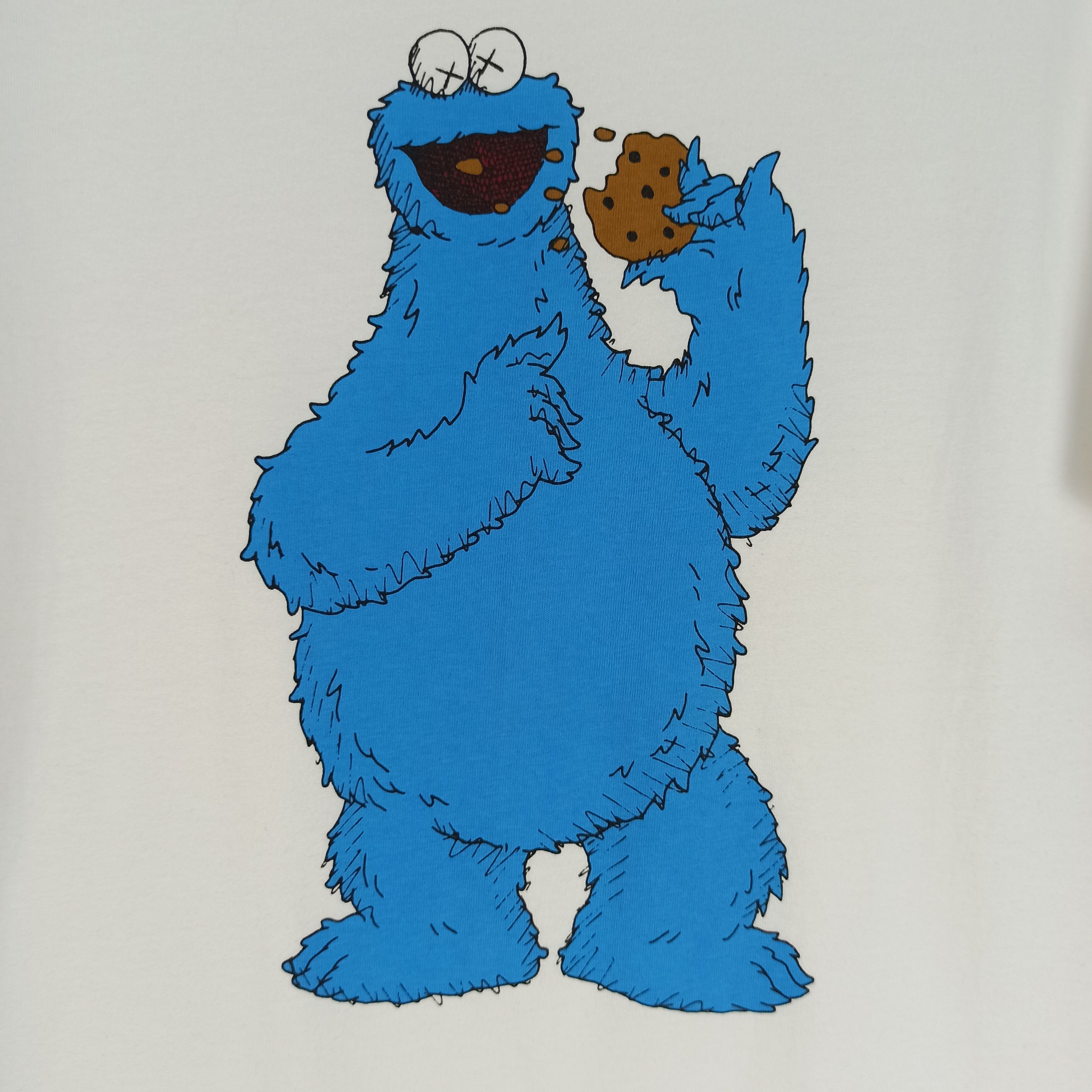 Kaws × Uniqlo Rare Kaws X Sesame Street Elmo Vintage Rare Uniqlo Tshirt Size US L / EU 52-54 / 3 - 3 Thumbnail