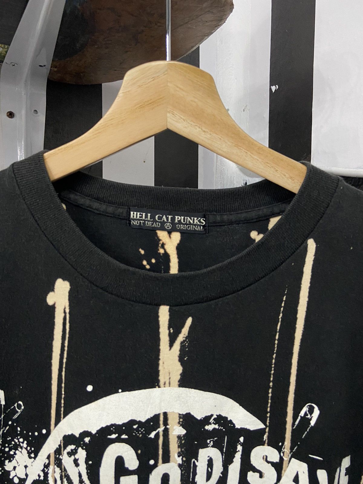 Japanese Brand × Seditionaries × Vintage Vintage Seditionaries Hell Cat Punks God Save The Skull tee Size US L / EU 52-54 / 3 - 6 Thumbnail