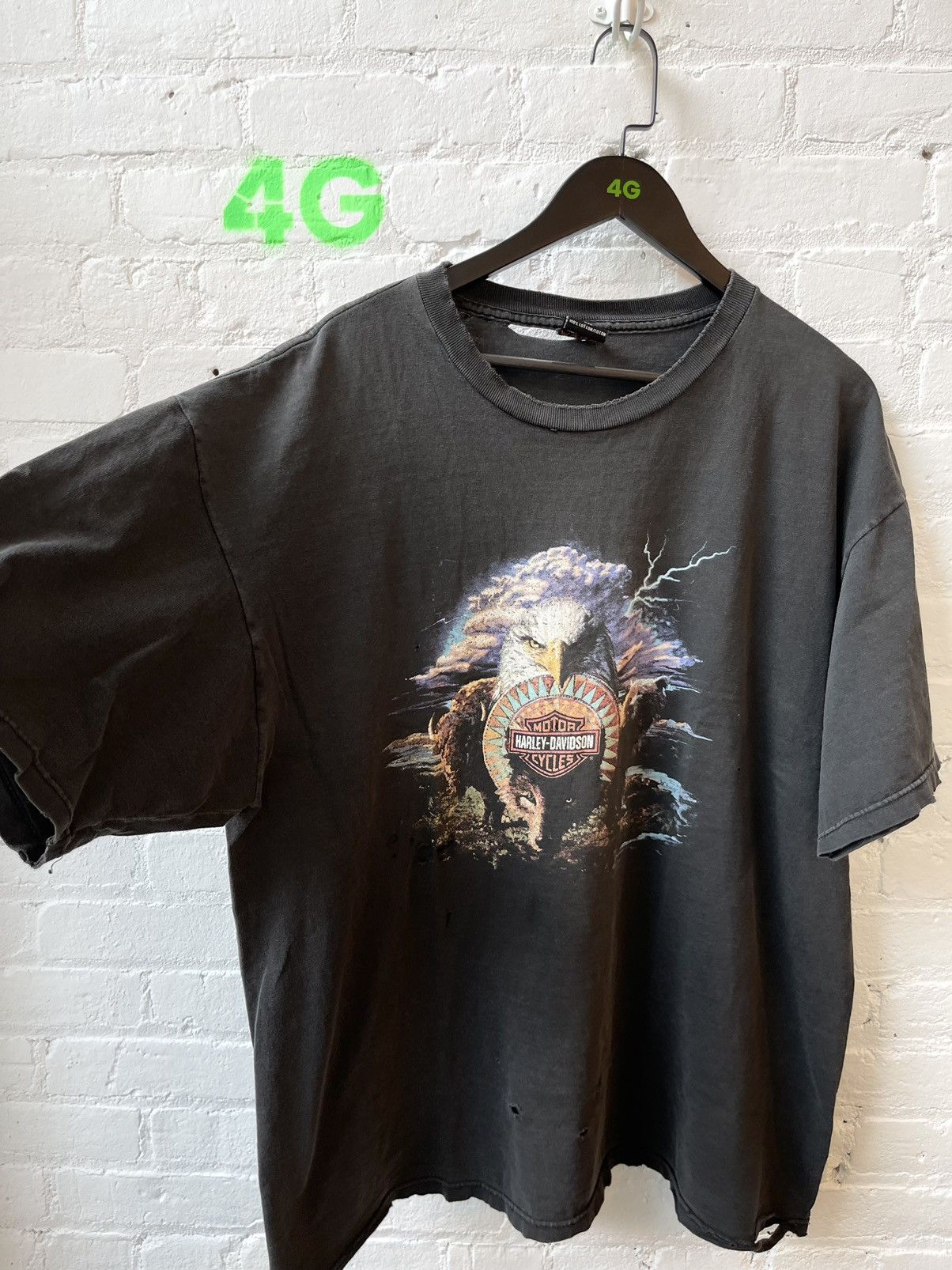 Harley Davidson × Vintage Vintage 90s THRASHED Harley Davidson Eagle Thunder Shirt 2XL Size US XXL / EU 58 / 5 - 1 Thumbnail