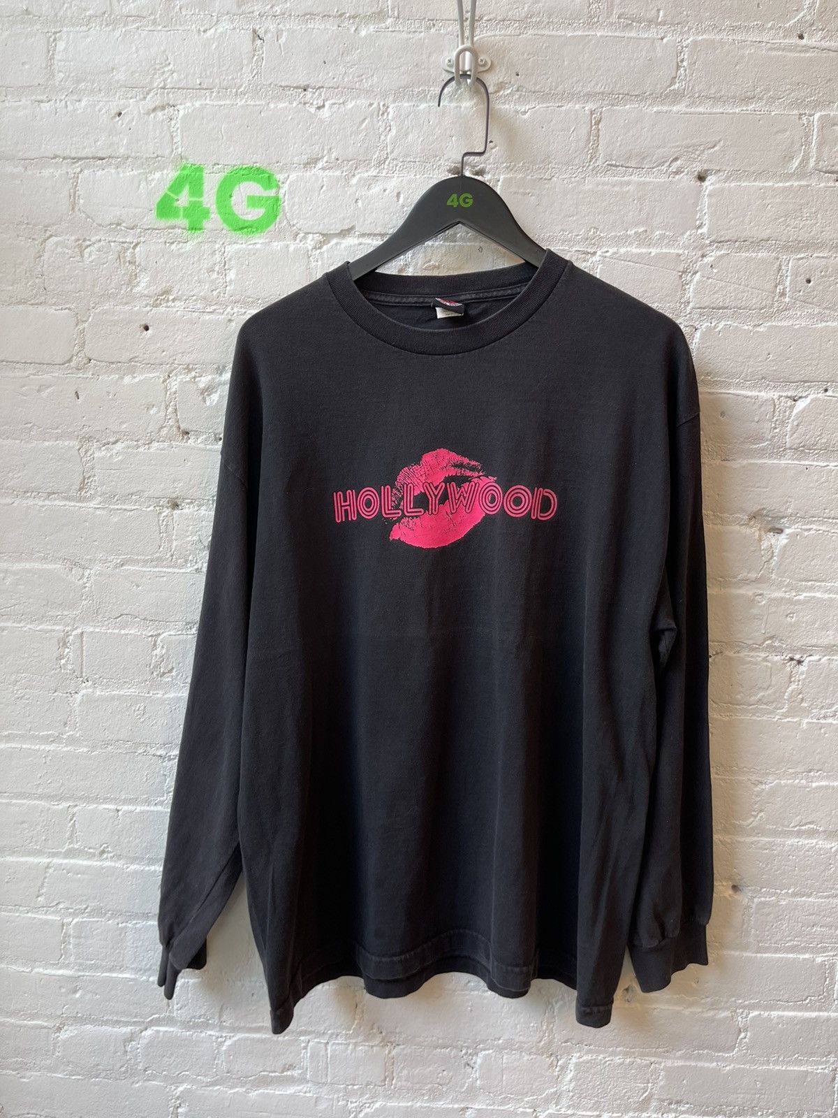 image of Vintage 90's Hollywood Lips Semi Thrashed Longsleeve Shirt in Black, Men's (Size XL)