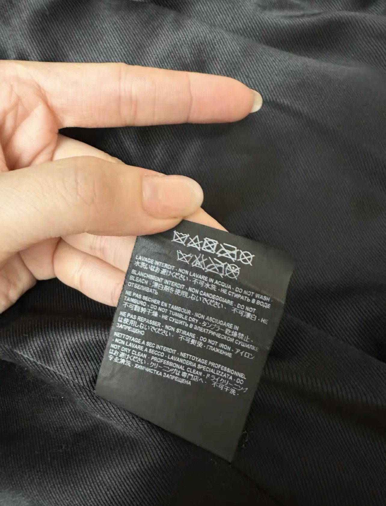 Saint Laurent Paris *Rare* Saint Laurent Paris Bloody Luster L17 Size US S / EU 44-46 / 1 - 11 Thumbnail