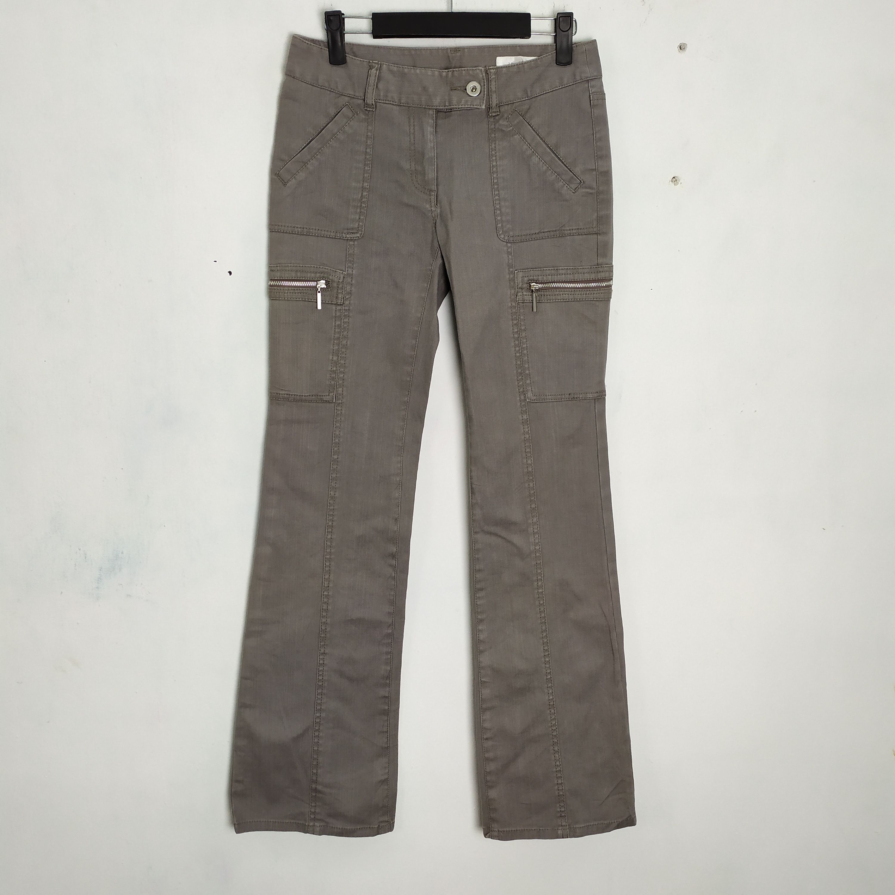 Japanese Brand VUJA DE Otis Silicone-Impregnated Trousers in Pearl