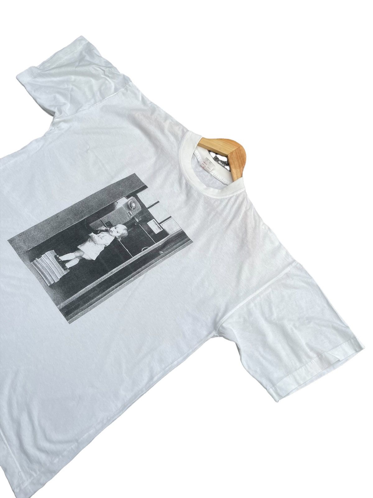 Vintage Vintage Photo Tee Kids in Telephone Booth Size US XL / EU 56 / 4 - 4 Thumbnail