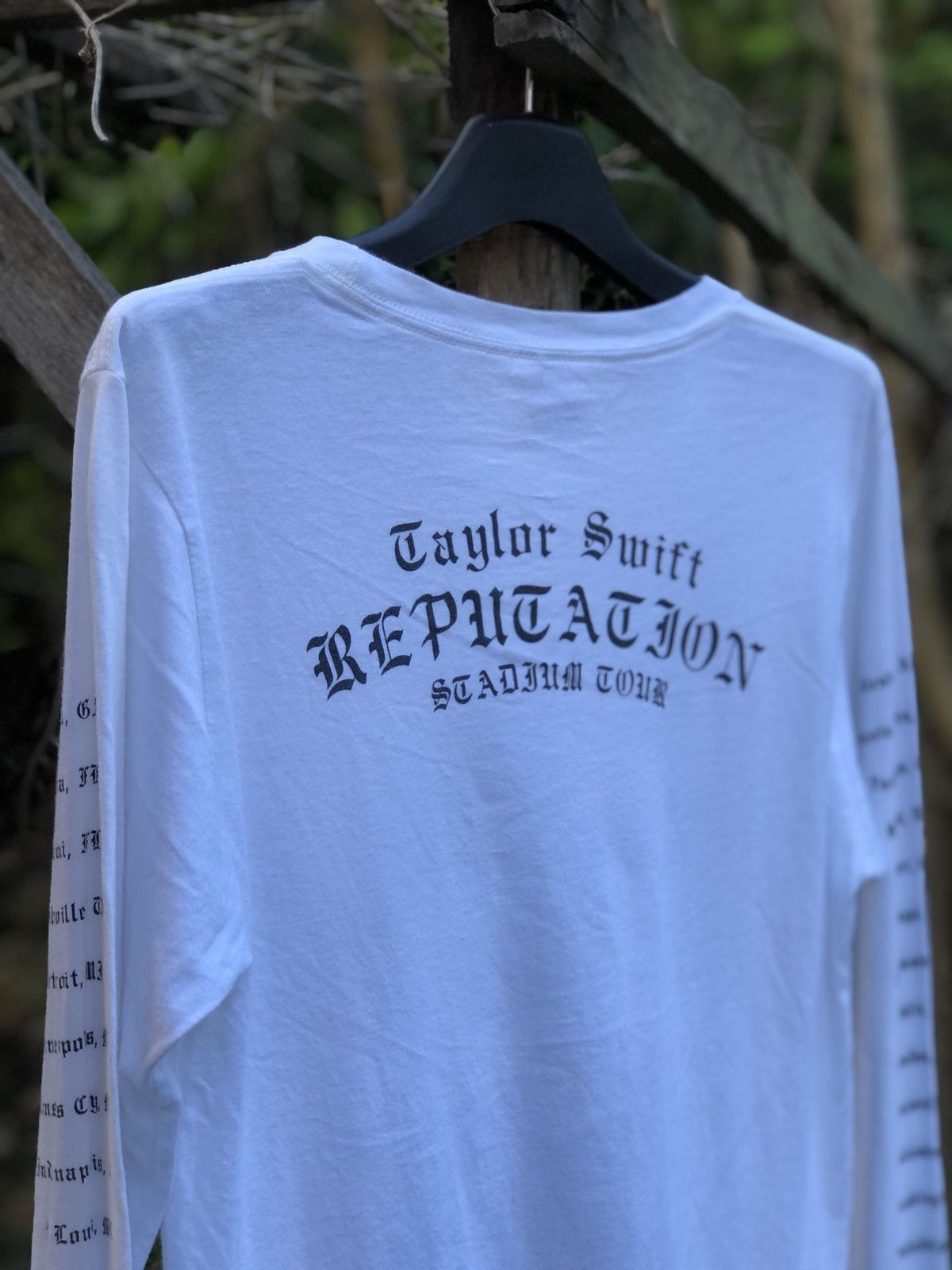 Band Tees Taylor Swift Reputation Stadium Tour Long Sleeve Tee Size S / US 4 / IT 40 - 5 Thumbnail