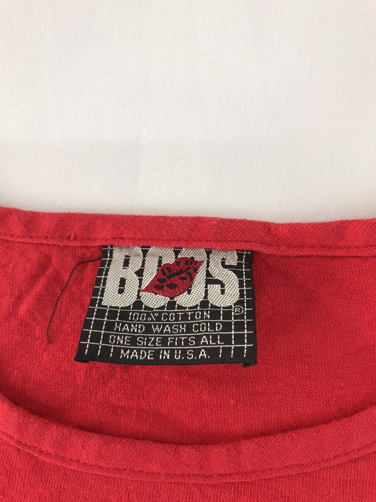 Vintage Boss Box Moon Sunlight Logo Tee T-shirt Printed Size US XL / EU 56 / 4 - 5 Thumbnail