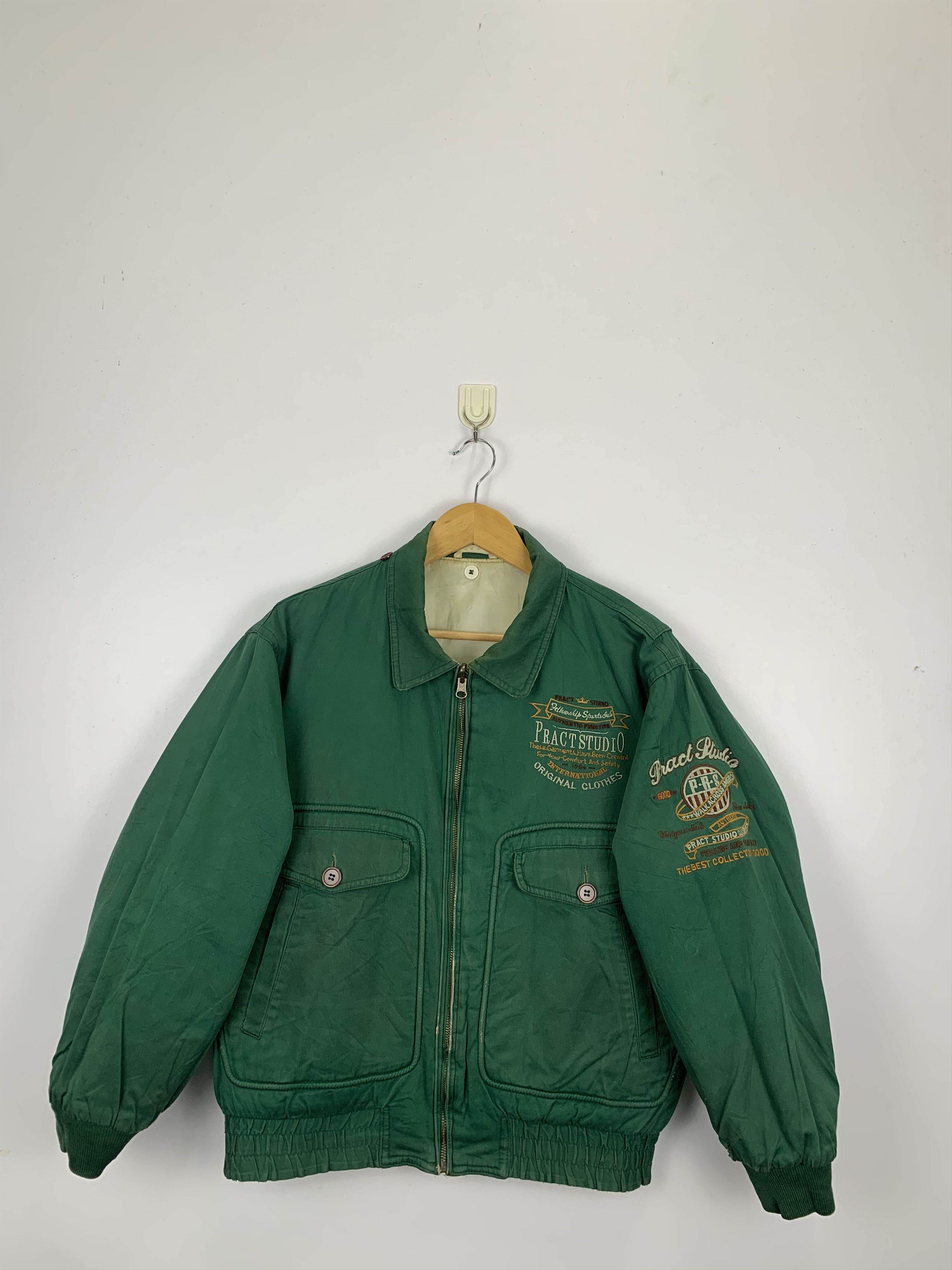 Japanese Brand Vintage Japanese Brand Reversible Bomber Zipper Jacket J0875 Size US M / EU 48-50 / 2 - 13 Thumbnail