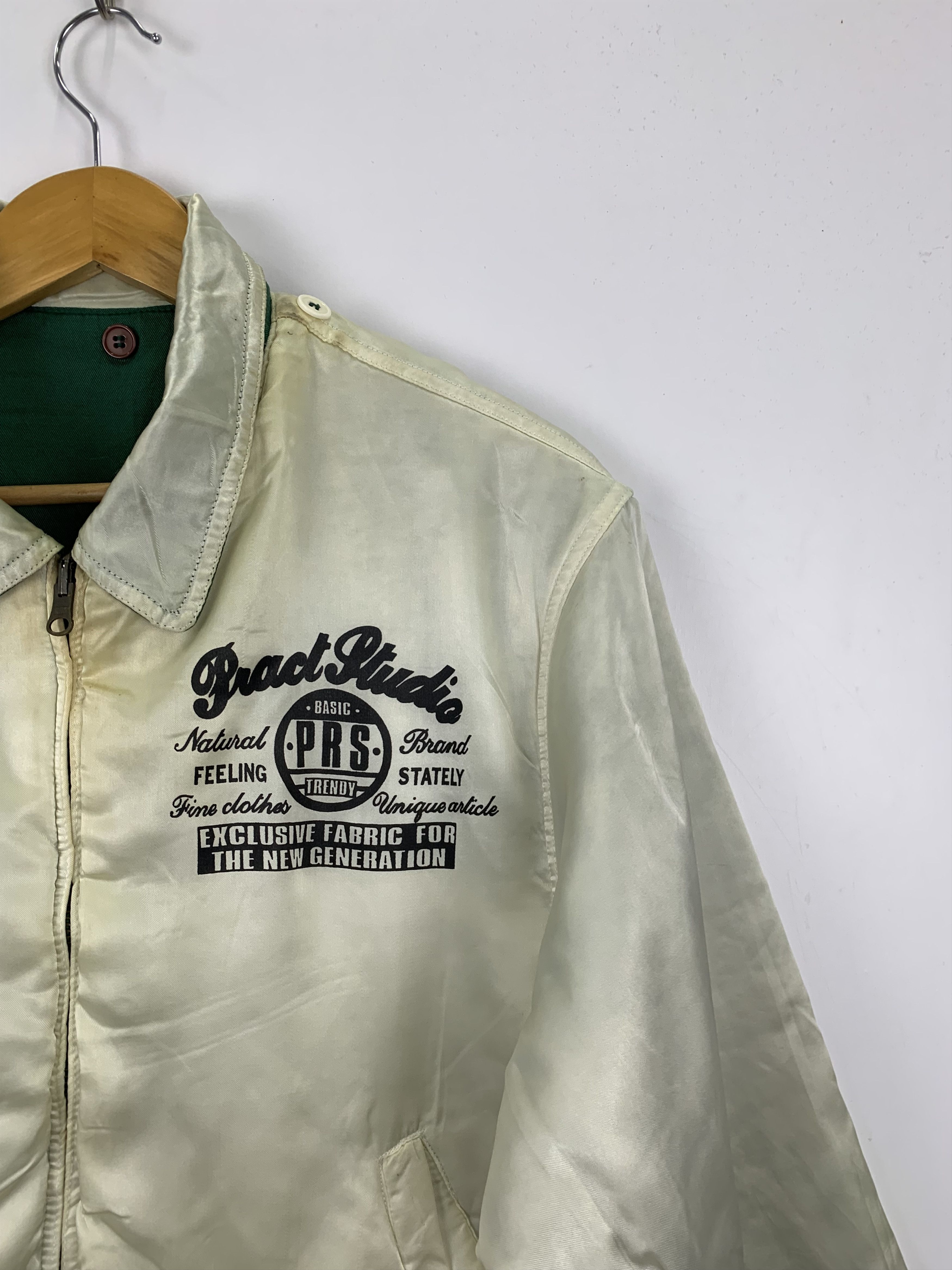 Japanese Brand Vintage Japanese Brand Reversible Bomber Zipper Jacket J0875 Size US M / EU 48-50 / 2 - 4 Thumbnail