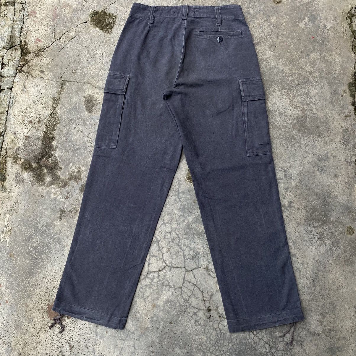 Vintage Vintage Army Cargo Pants Multiple Pocket baggy pants Size US 29 - 7 Thumbnail