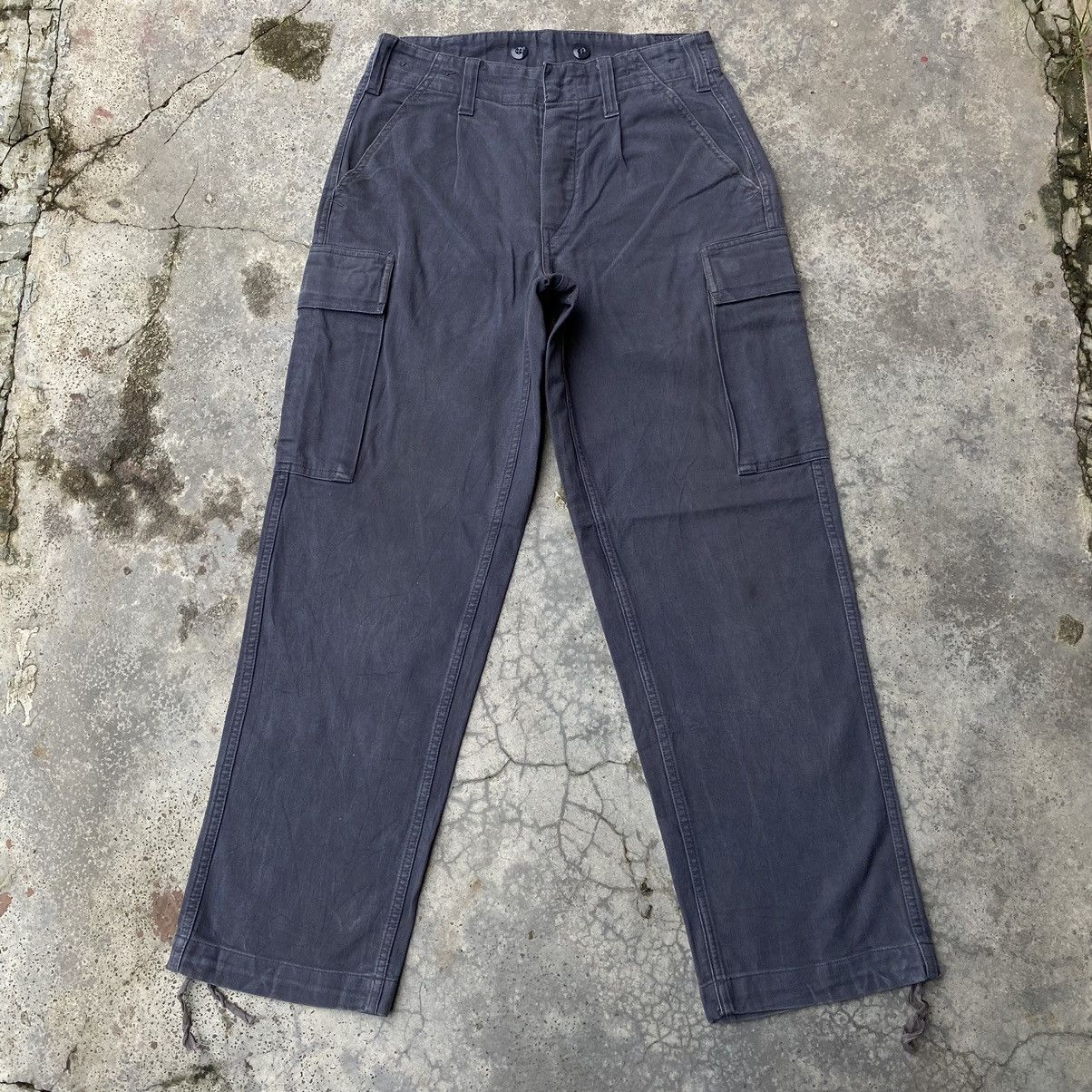 Vintage Vintage Army Cargo Pants Multiple Pocket baggy pants Size US 29 - 1 Thumbnail