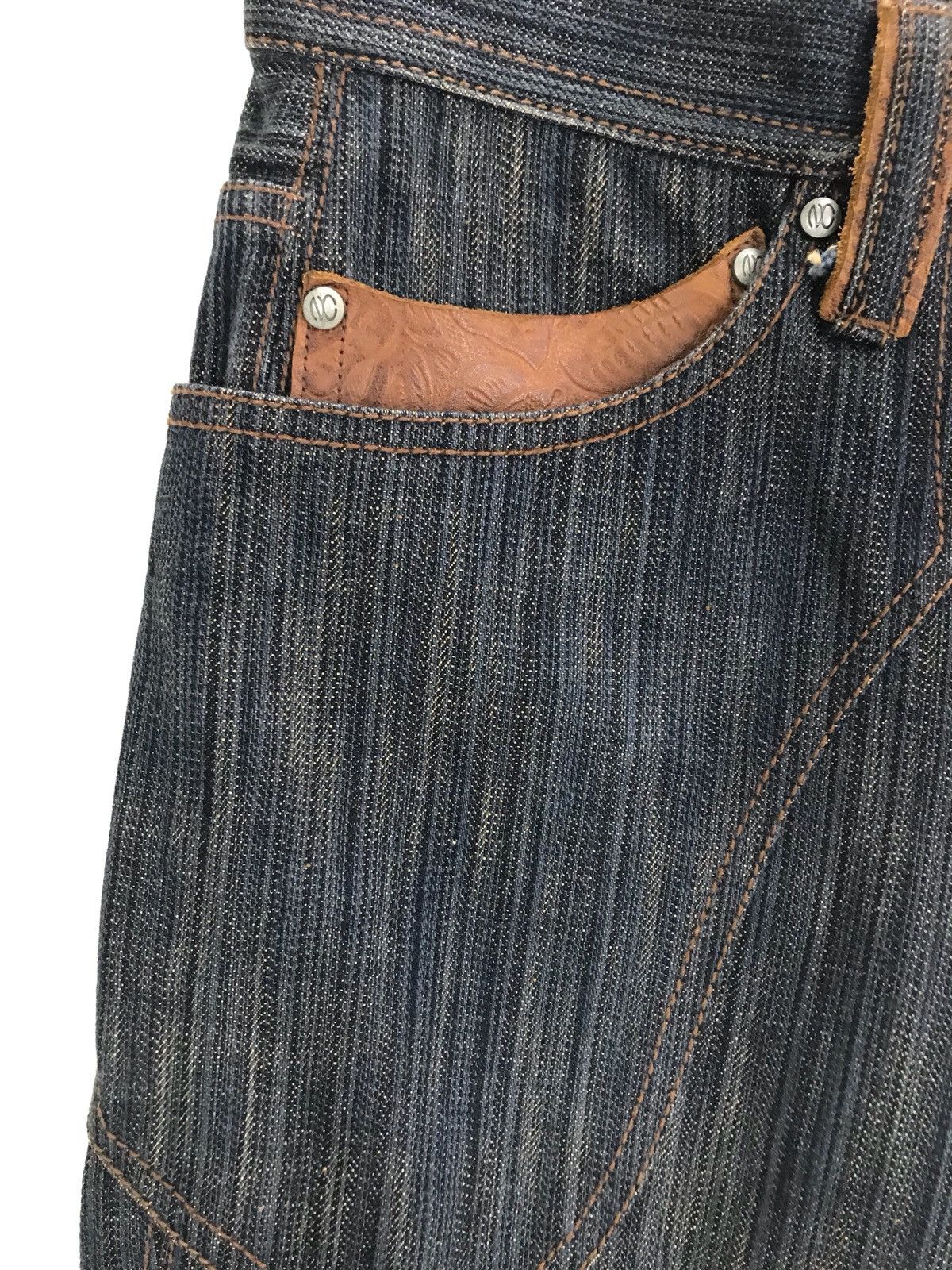 Nicole Club NICOLE CLUB FOR MEN Japan Leather Pocket Denim Jeans Size US 31 - 5 Thumbnail