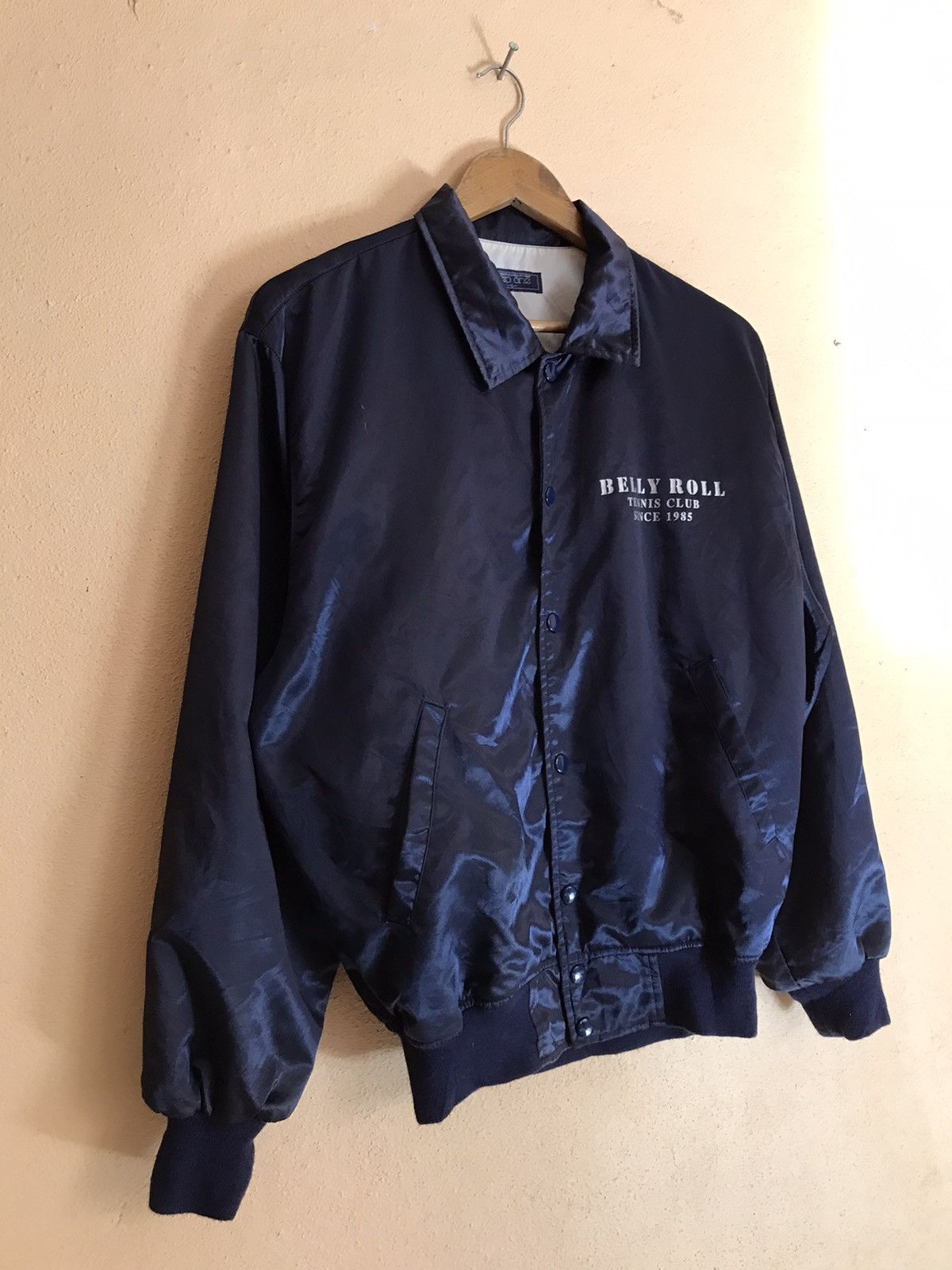 Japanese Brand × Vintage BELLY ROLL TENNIS CLUB SINCE 1985 LIKE BOMBER JACKET Size US M / EU 48-50 / 2 - 5 Thumbnail