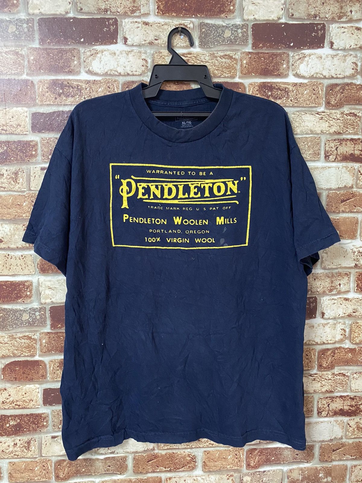 Pendleton Pendleton big logo black T-shirt Size US XL / EU 56 / 4 - 1 Thumbnail