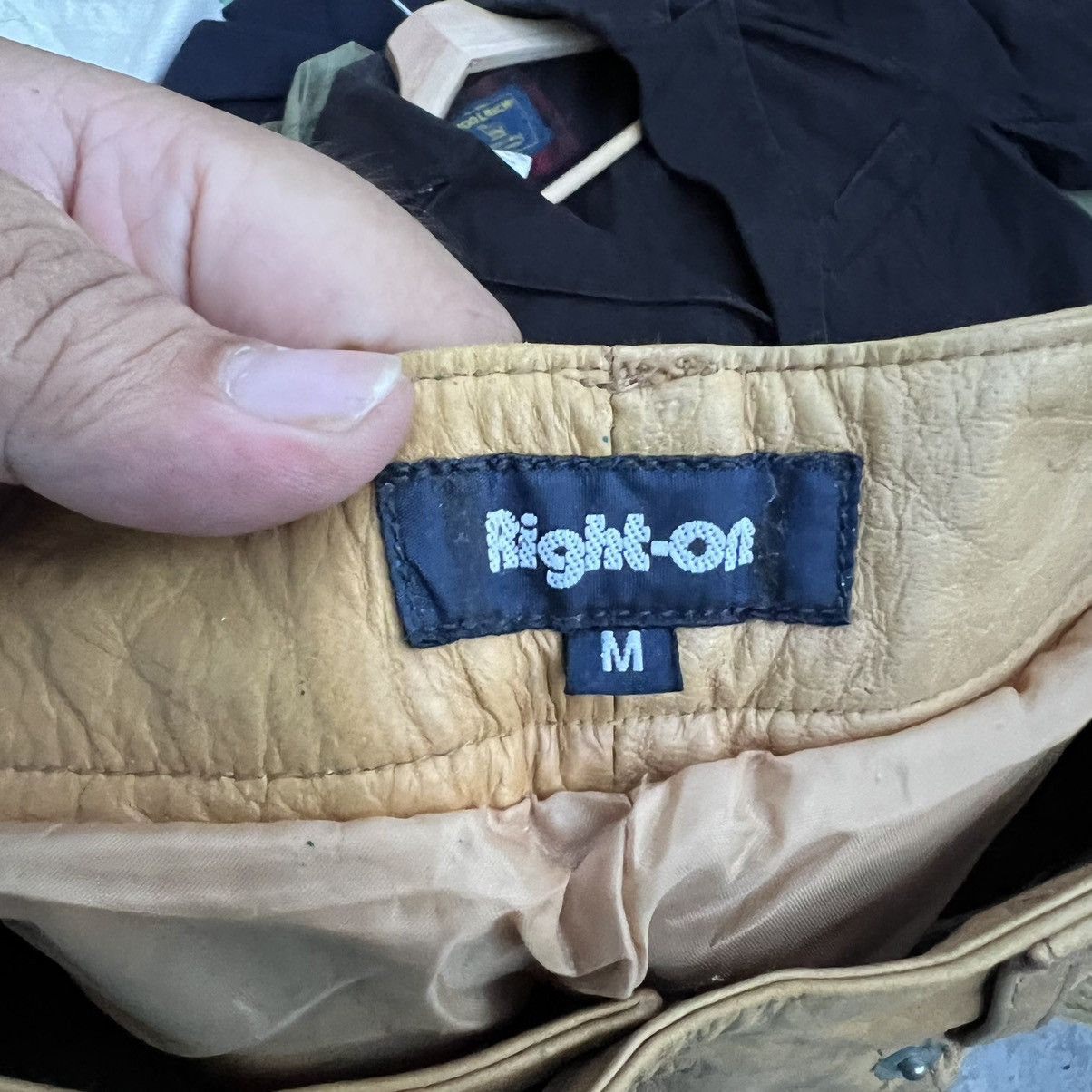 Genuine Leather VINTAGE RACER LEATHER PANTS RIGHT-ON JAPAN NICE DESIGN Size US 30 / EU 46 - 9 Thumbnail