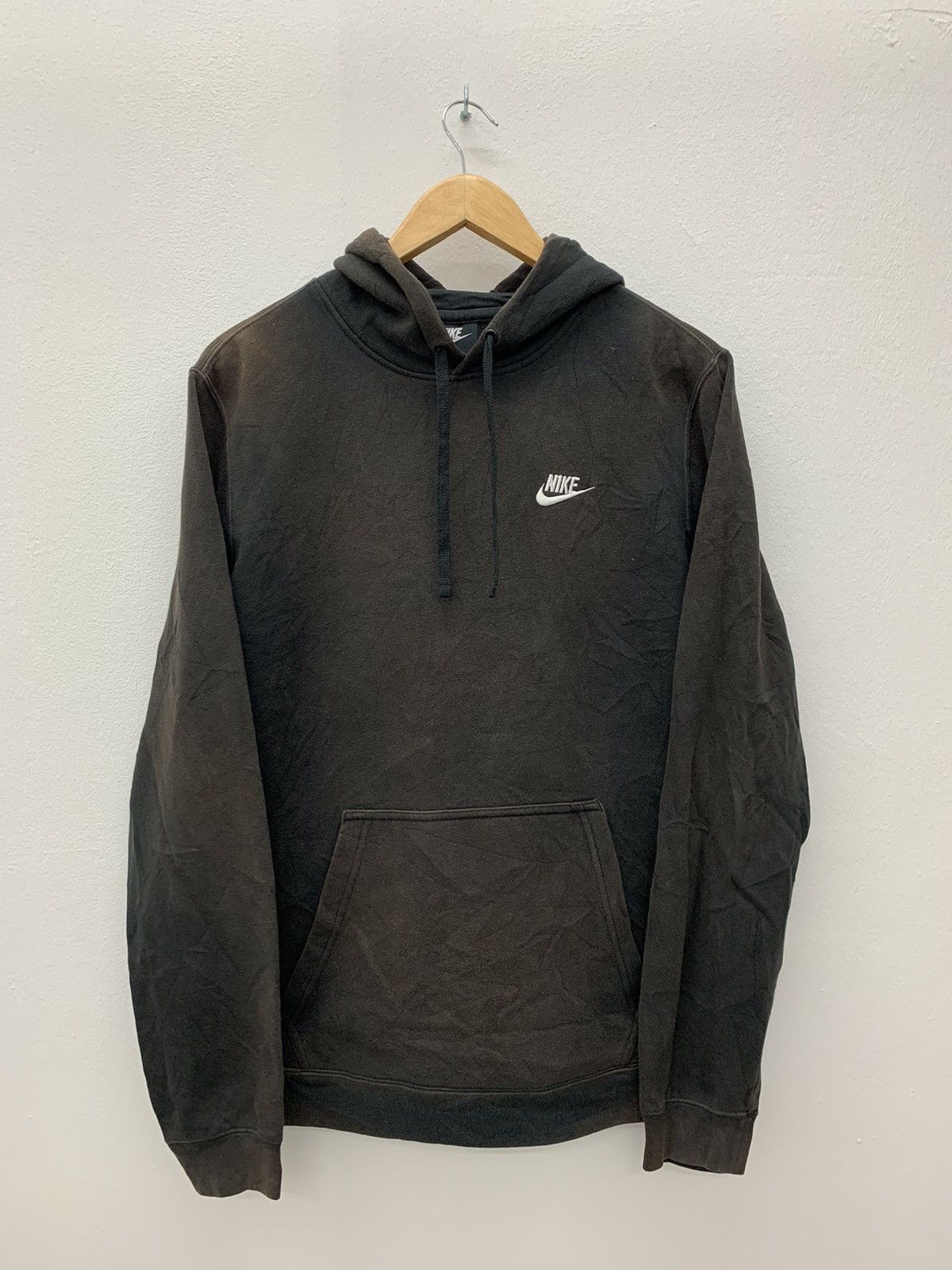 image of 2000 Sun Faded Nike Swoosh Hoodie in Black, Men's (Size Medium)