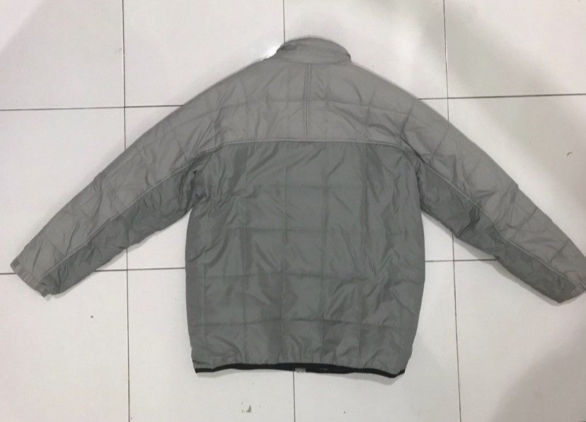 Nike VTG Nike Light Weight Puffer Jacket Size US L / EU 52-54 / 3 - 8 Thumbnail