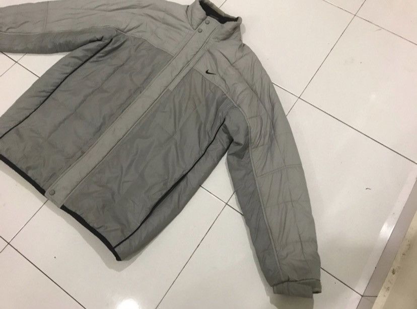 Nike VTG Nike Light Weight Puffer Jacket Size US L / EU 52-54 / 3 - 4 Thumbnail