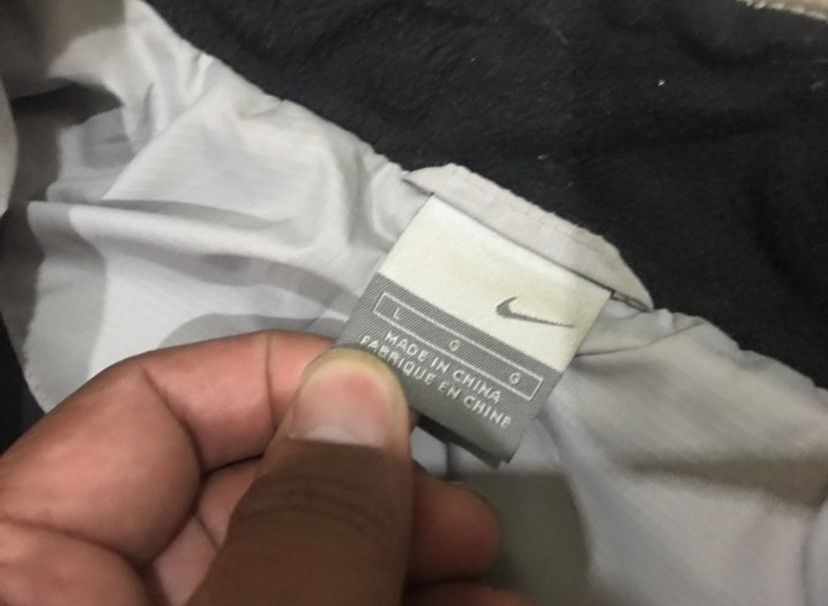 Nike VTG Nike Light Weight Puffer Jacket Size US L / EU 52-54 / 3 - 6 Thumbnail