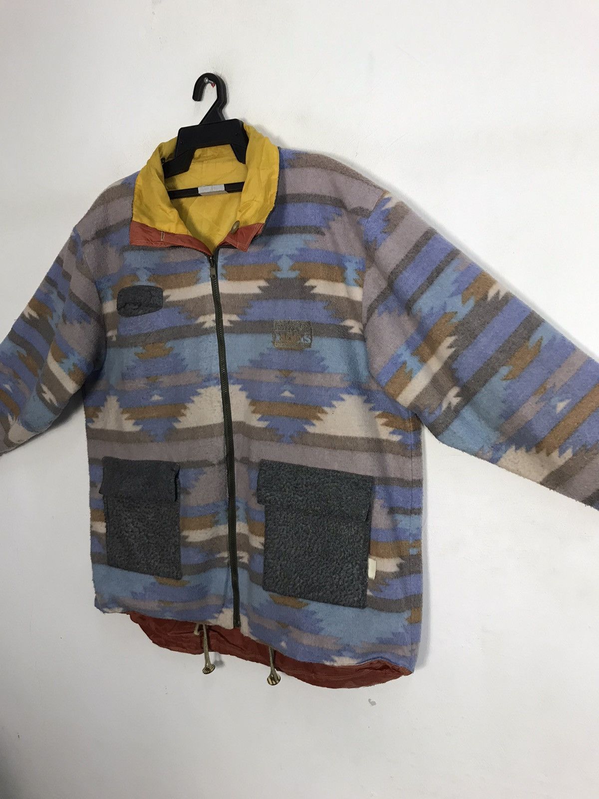 Other USA Hosts Thick Fleece Navajo Aztec Ethic Design Motifs Size US L / EU 52-54 / 3 - 2 Thumbnail
