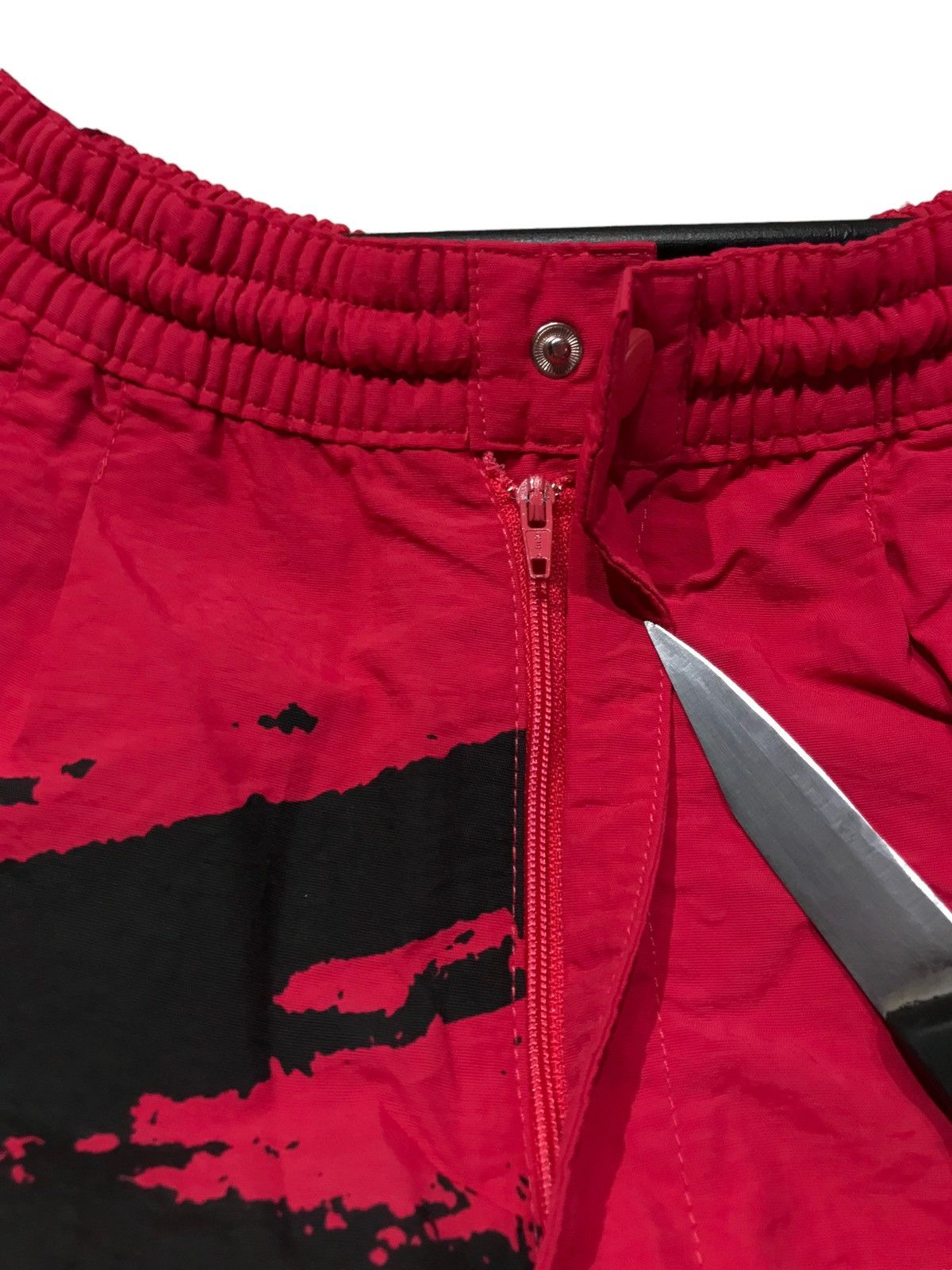 Vintage Vintage 1990s Retro Nike Red Nylon Challenge Court Shorts Size US 32 / EU 48 - 4 Thumbnail
