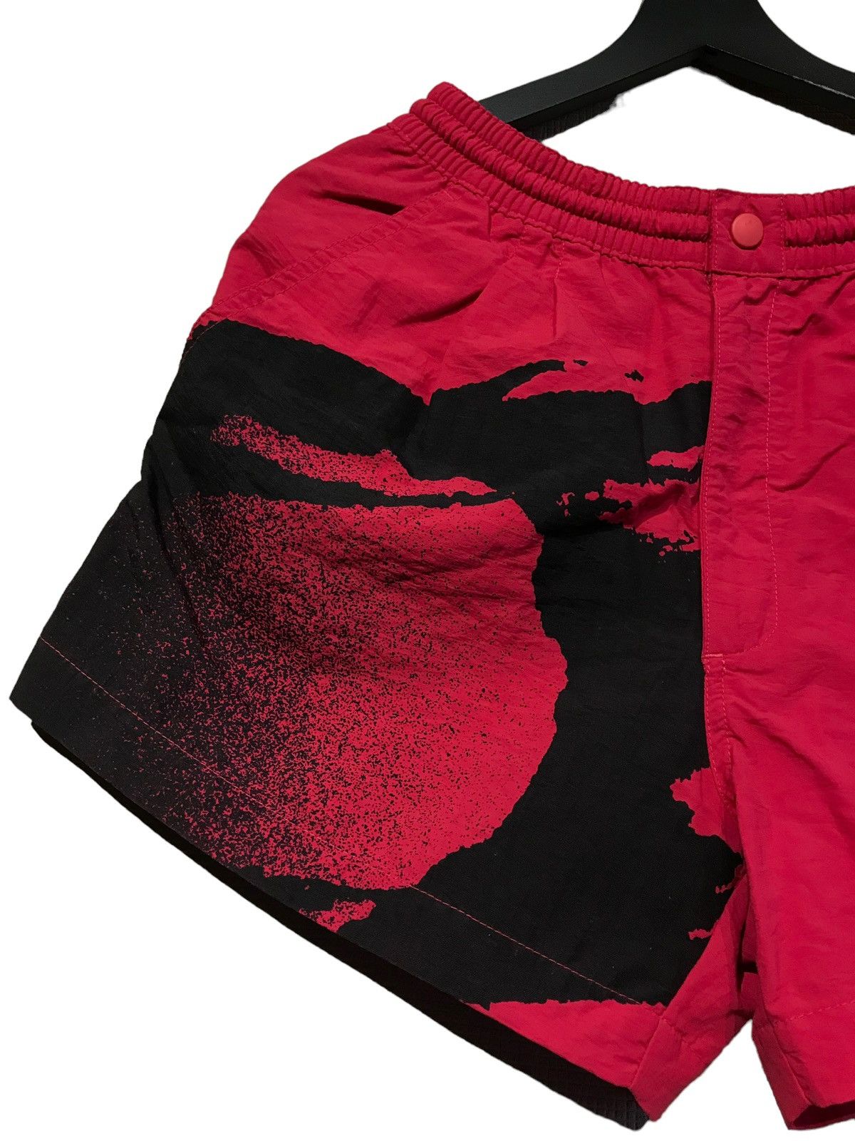 Vintage Vintage 1990s Retro Nike Red Nylon Challenge Court Shorts Size US 32 / EU 48 - 3 Thumbnail