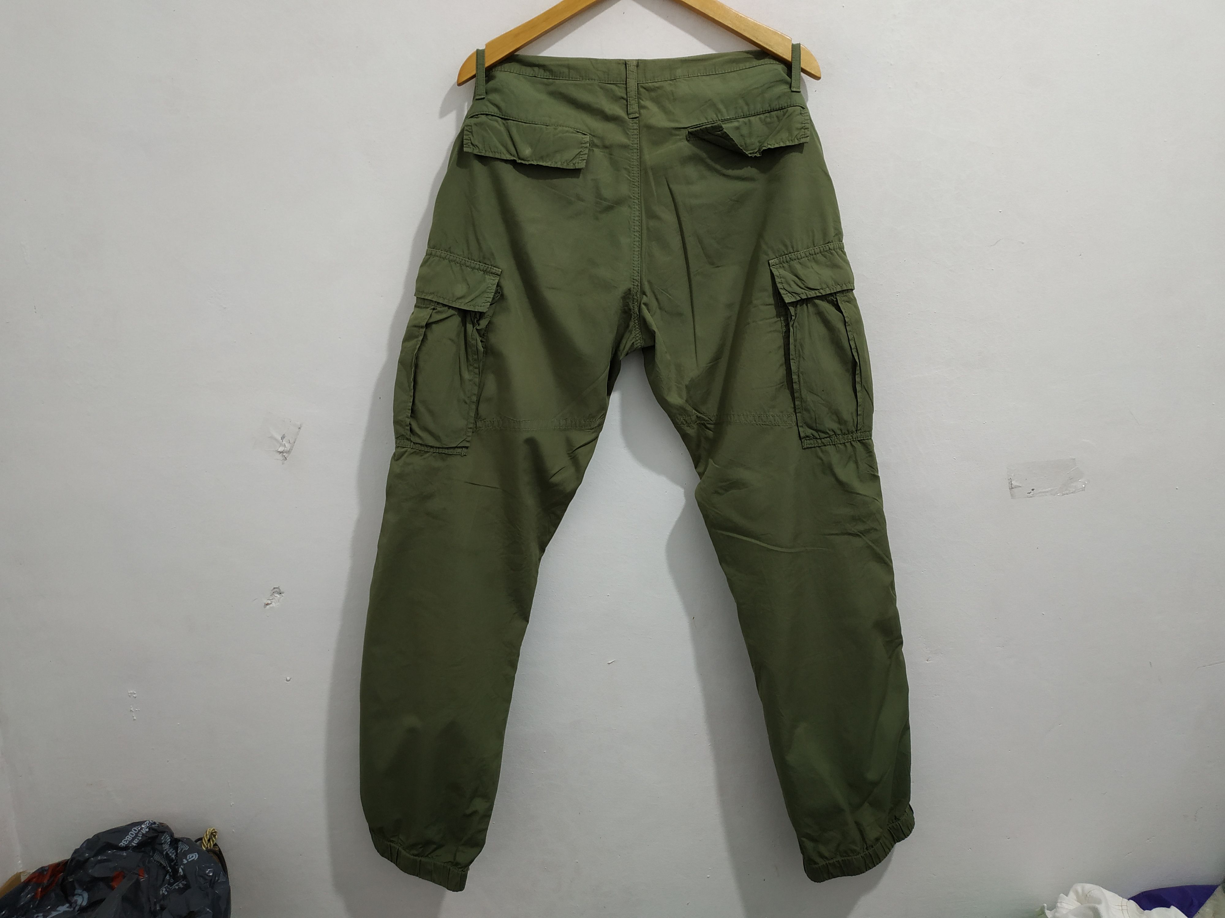 Japanese Brand Made In Japan Slow Gun Parachute Multipocket Cargo Pants Size US 32 / EU 48 - 2 Thumbnail