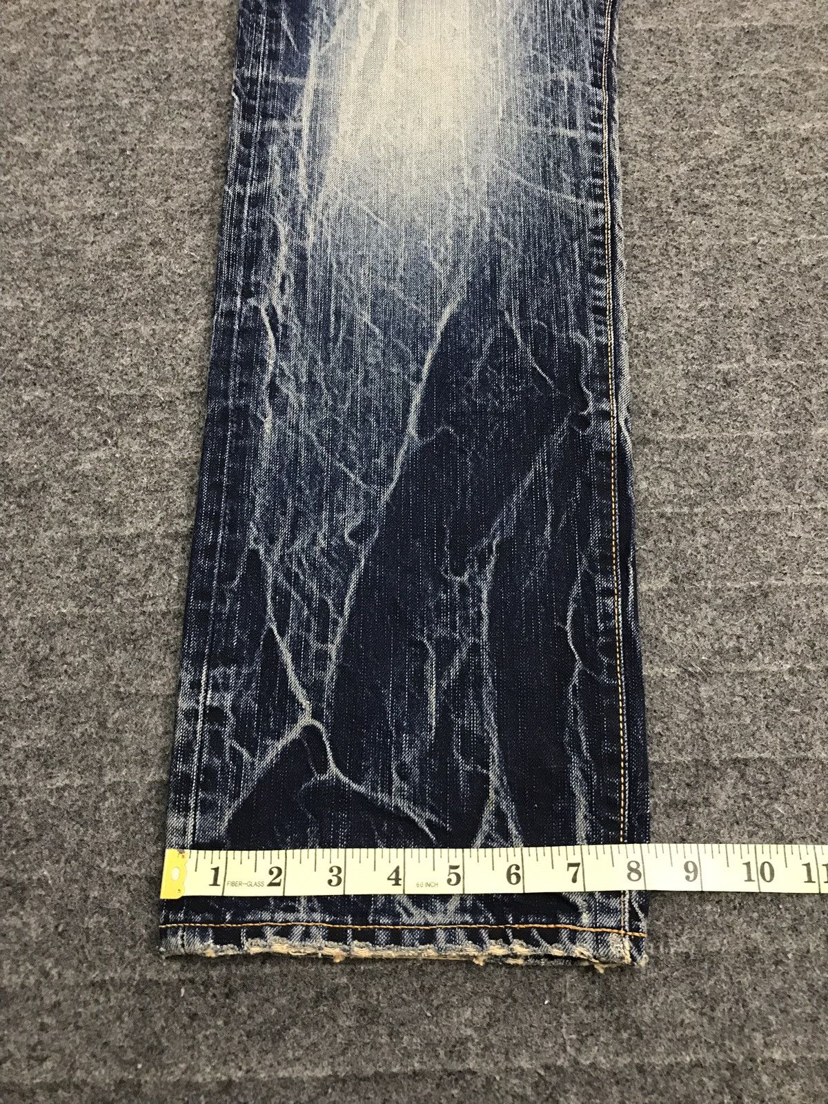 Edwin × Japanese Brand Vintage Edwin Denim Jeans Lightning Distressed Design Size US 31 - 22 Thumbnail