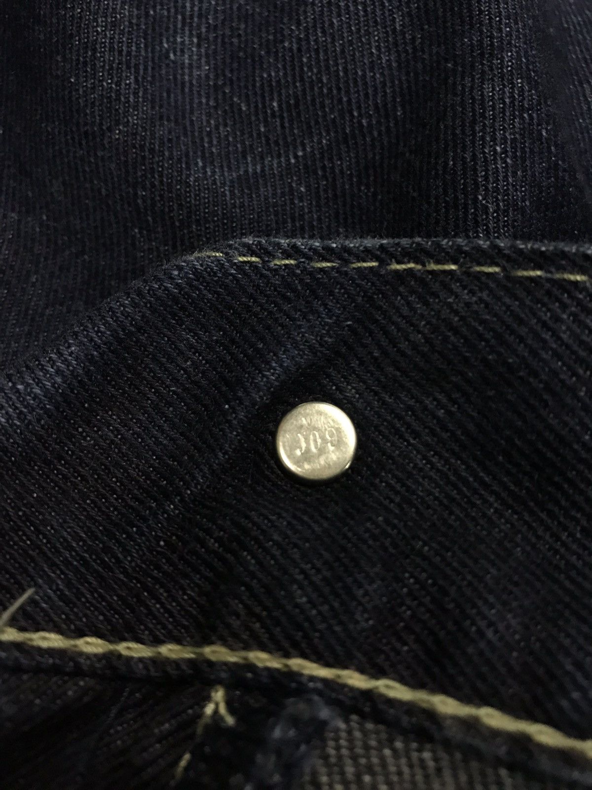 Levi's × Vintage Vintage Levi’s Jeans Design Bucket Back Size US 29 - 14 Thumbnail