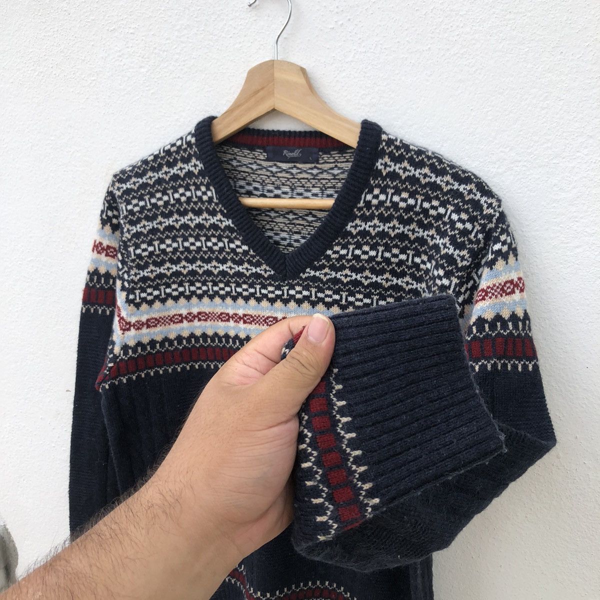 Japanese Brand VINTAGE NAVAJO DESIGN KNITWEAR SWEATSHIRT BY RINALD Size US L / EU 52-54 / 3 - 6 Thumbnail