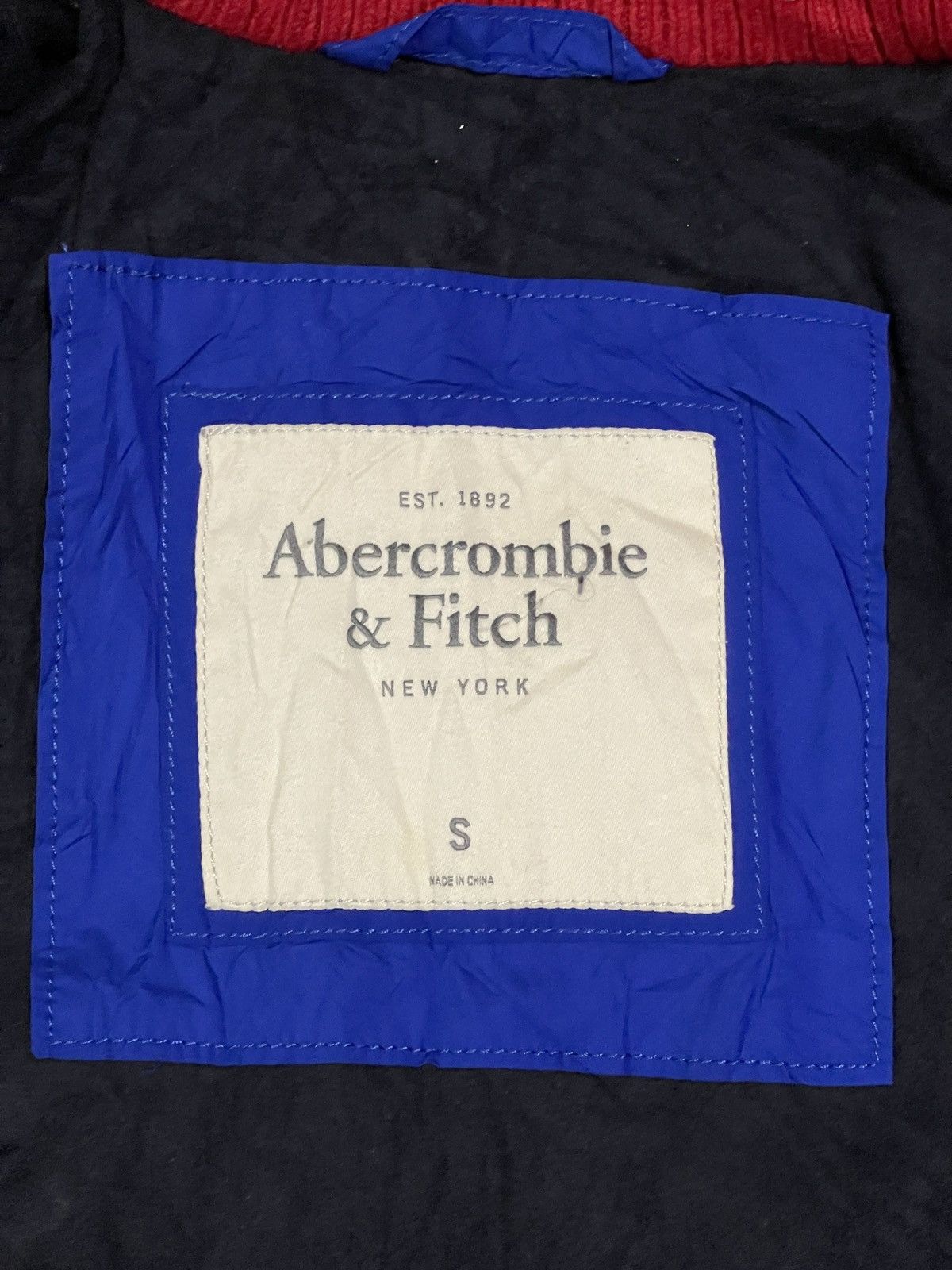 Abercrombie & Fitch Vintage Abercrombie & Fitch Hooded Puffer Down Jacket Size US M / EU 48-50 / 2 - 13 Thumbnail