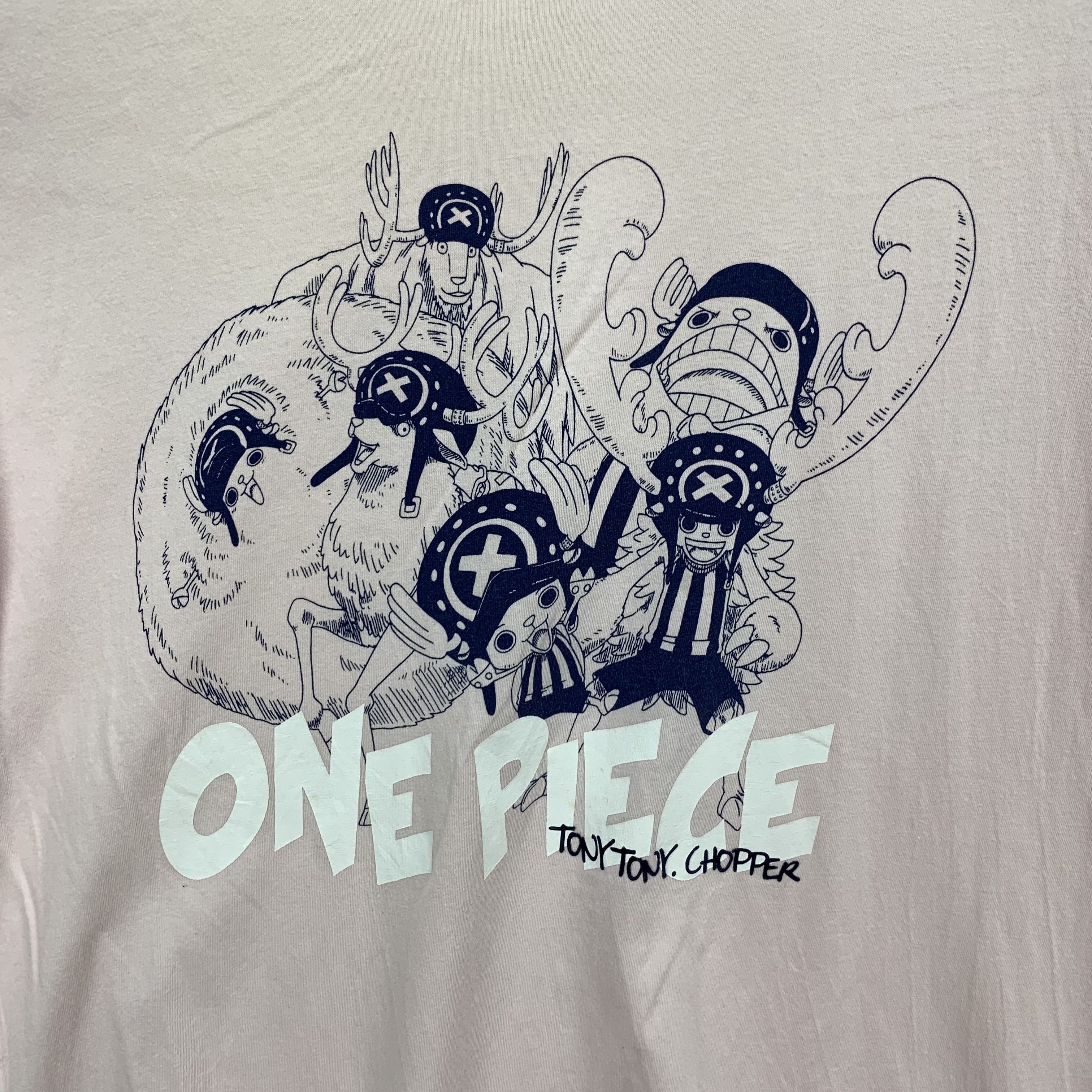 Uniqlo Uniqlo X One Piece Tony Chopper Printed T Shirt #3782-132 Size US XL / EU 56 / 4 - 2 Thumbnail