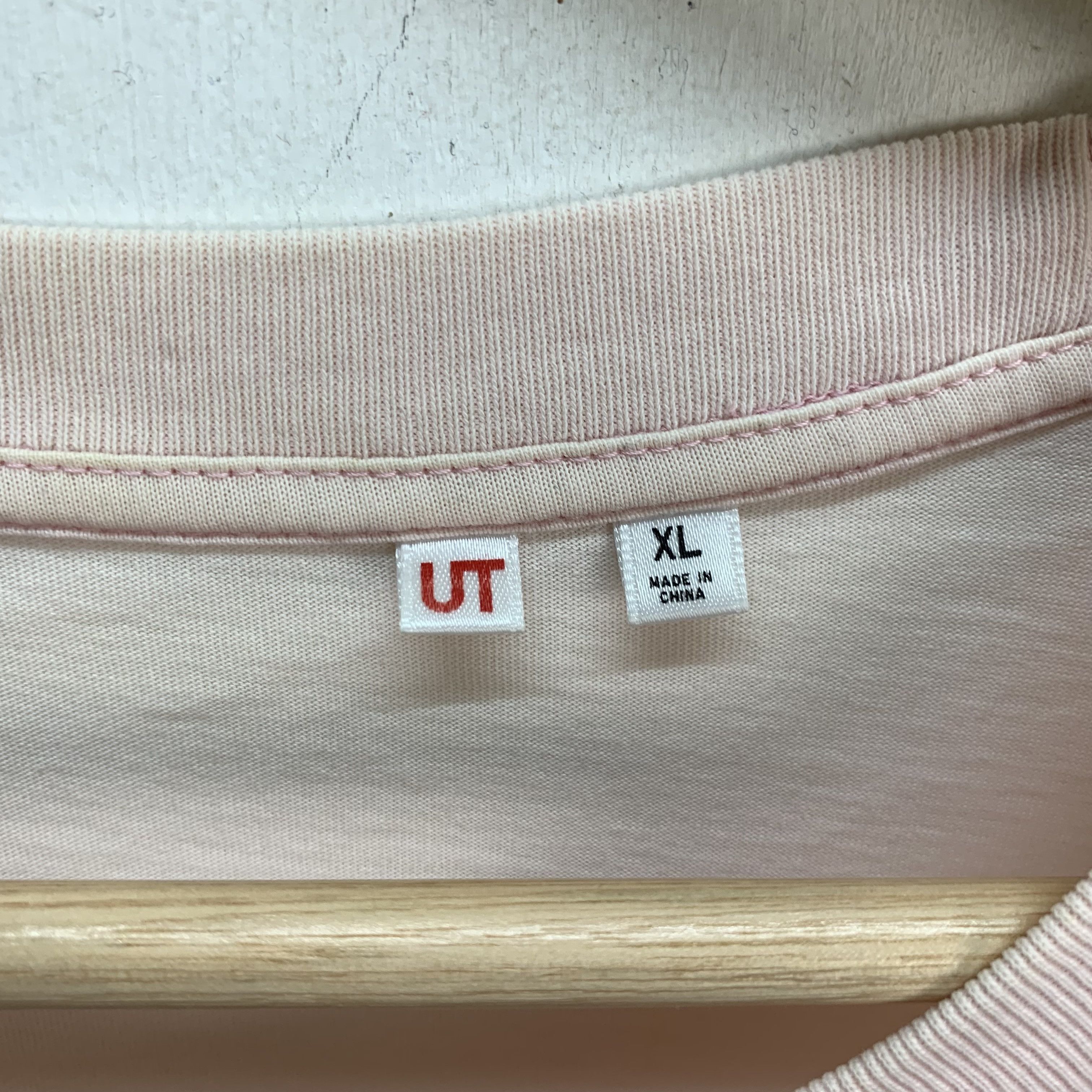 Uniqlo Uniqlo X One Piece Tony Chopper Printed T Shirt #3782-132 Size US XL / EU 56 / 4 - 4 Thumbnail