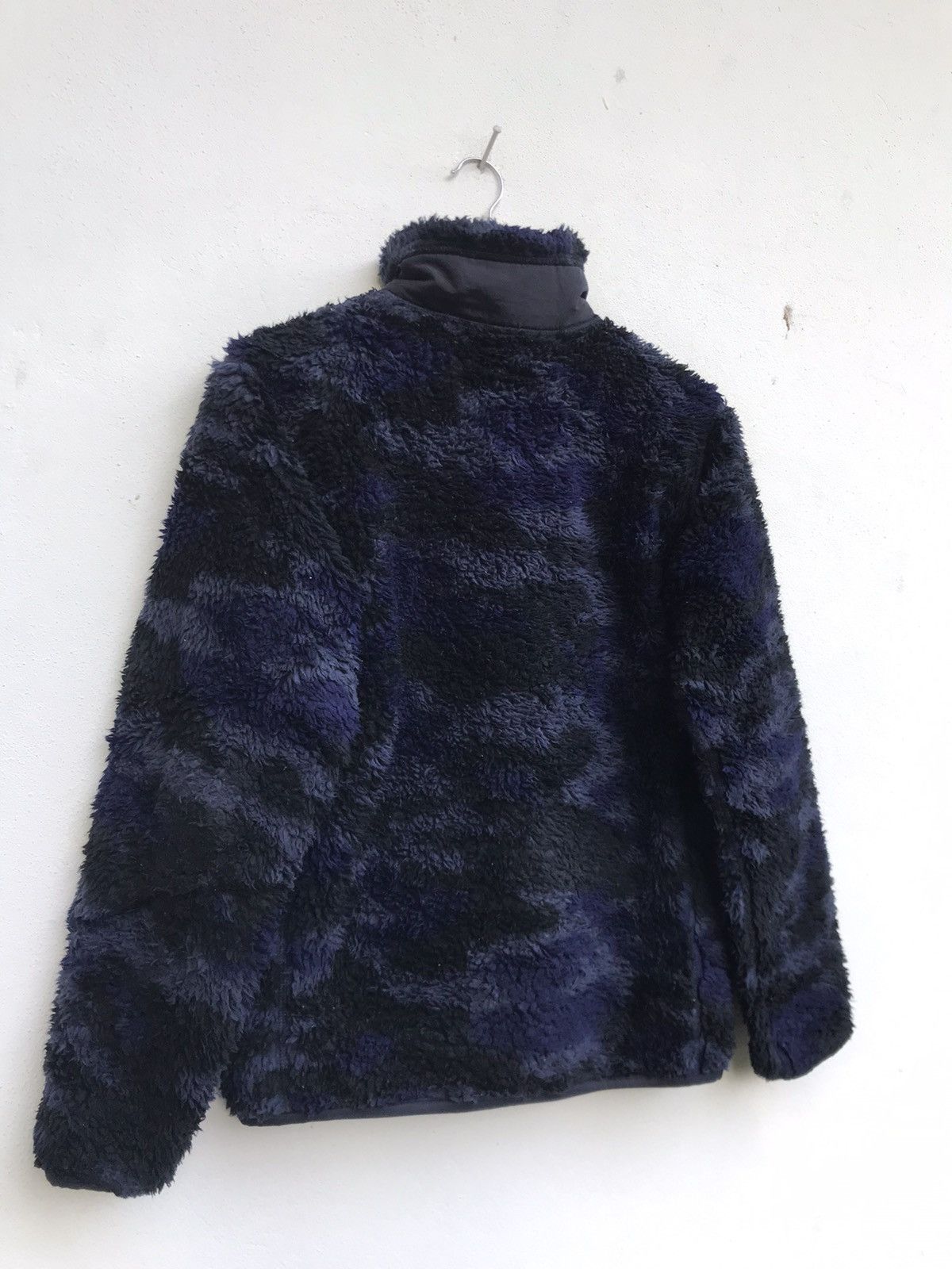 Uniqlo Japanese Brand Retro X Deep Pile Camouflage Sherpa Fleece Size US S / EU 44-46 / 1 - 9 Thumbnail