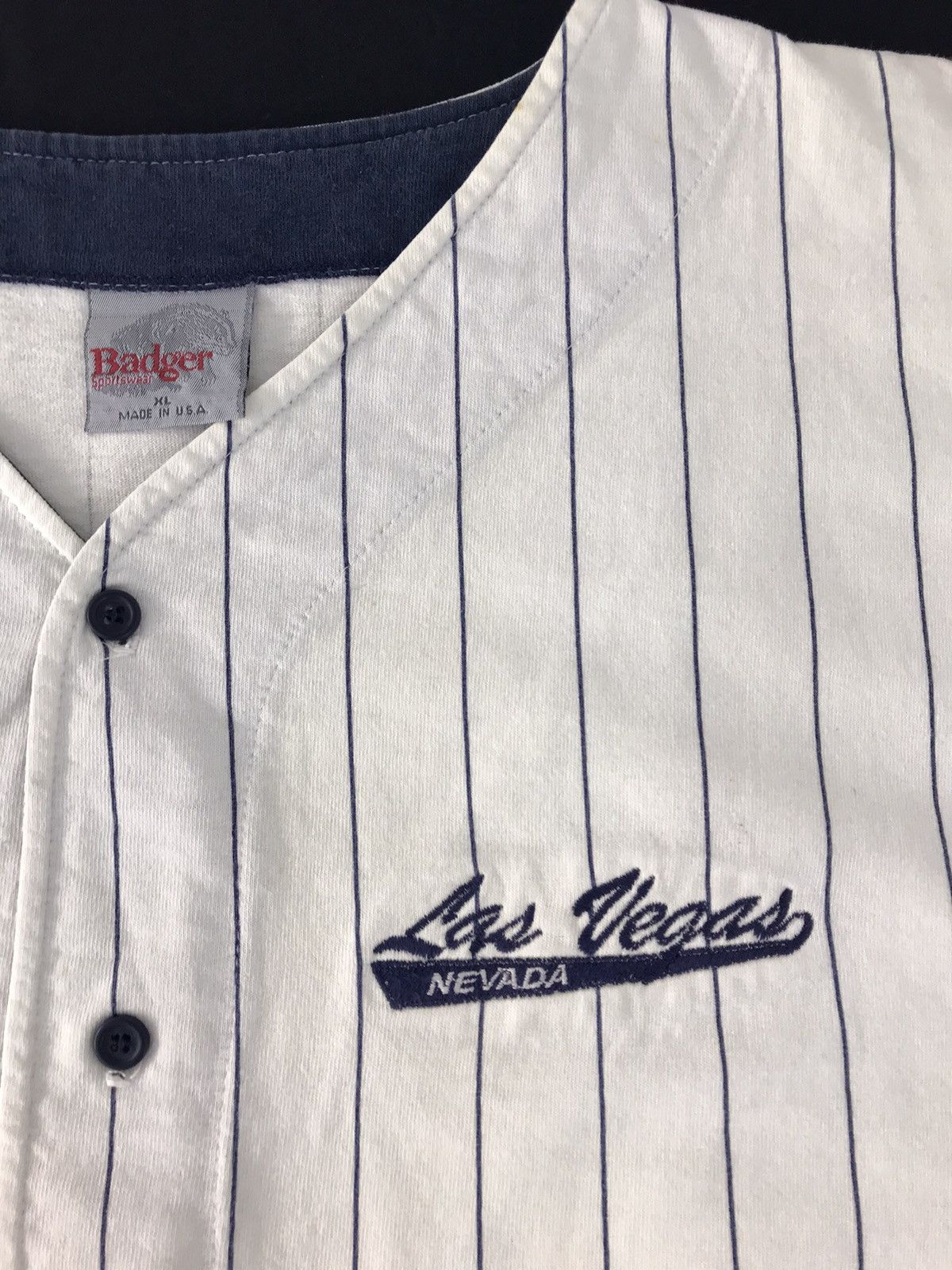 Vintage Badgers Sportswear Striped Button Up Jerseys Tee Printed Size US XL / EU 56 / 4 - 4 Thumbnail