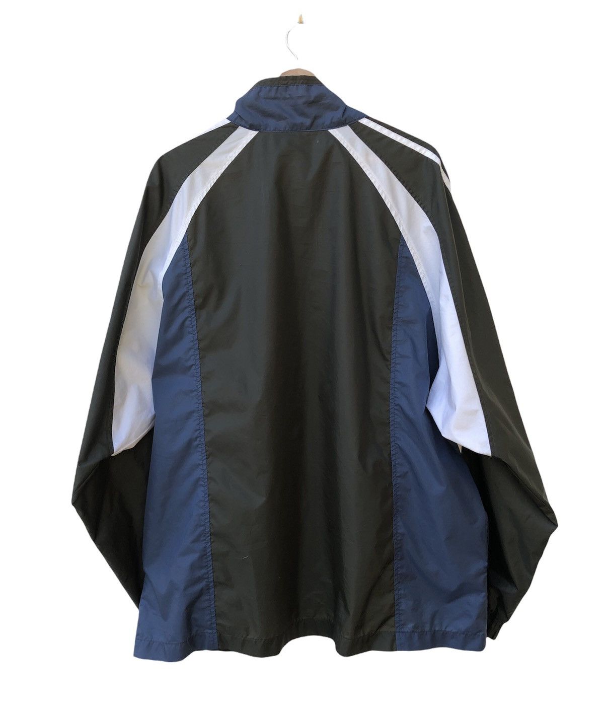 Adidas Vintage Adidas 00s Windbreaker/raincoat Jacket Size US L / EU 52-54 / 3 - 2 Thumbnail