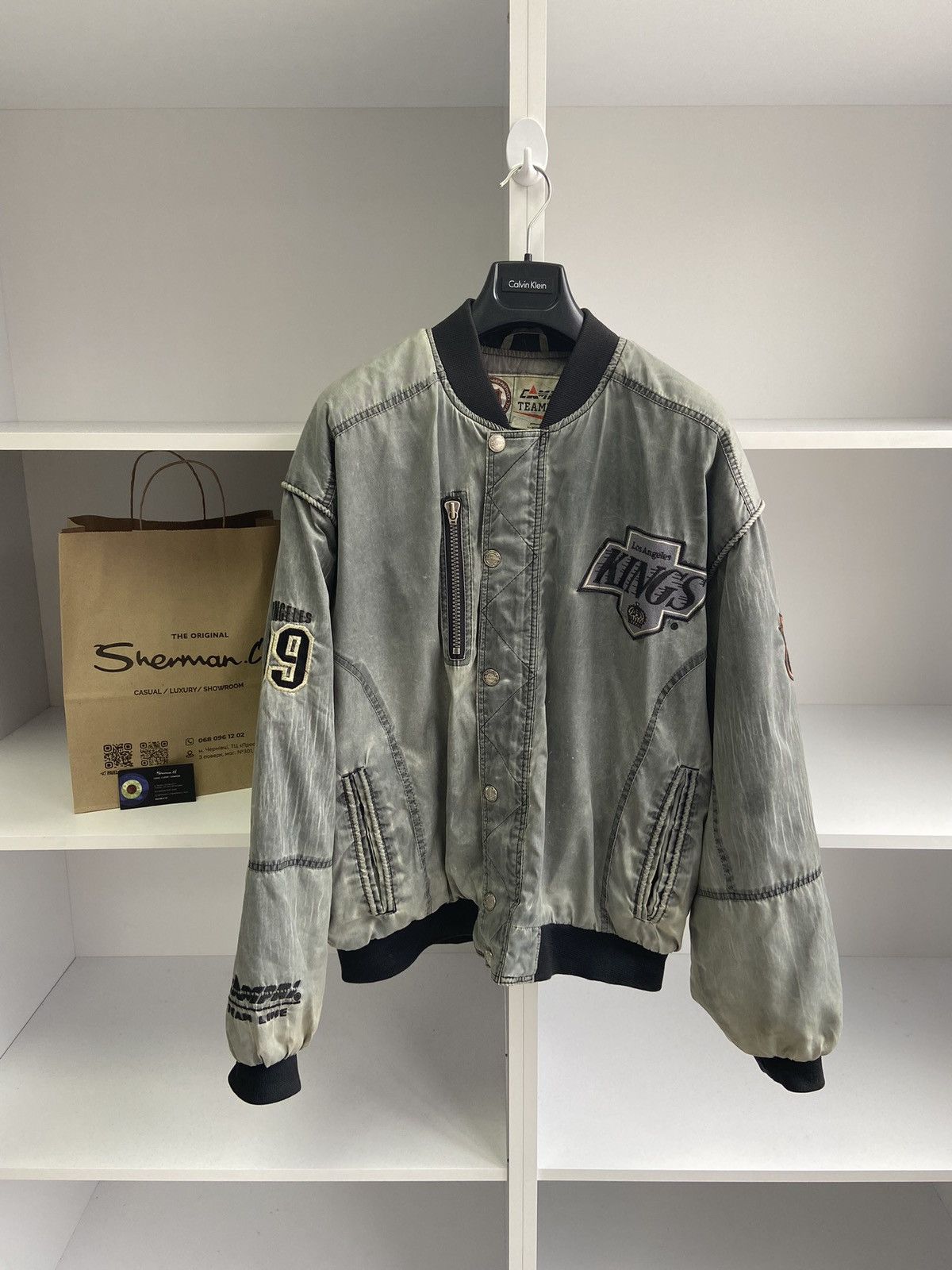 NFL × Vintage Vintage NHL Los Angeles Kings Jacket 1980 Campari Teamline Size US L / EU 52-54 / 3 - 3 Thumbnail