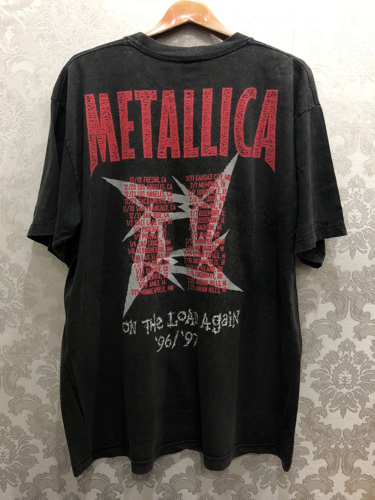 Band Tees × Metallica × Vintage Vintage METALLICA tour 96 97 Size US XL / EU 56 / 4 - 5 Thumbnail