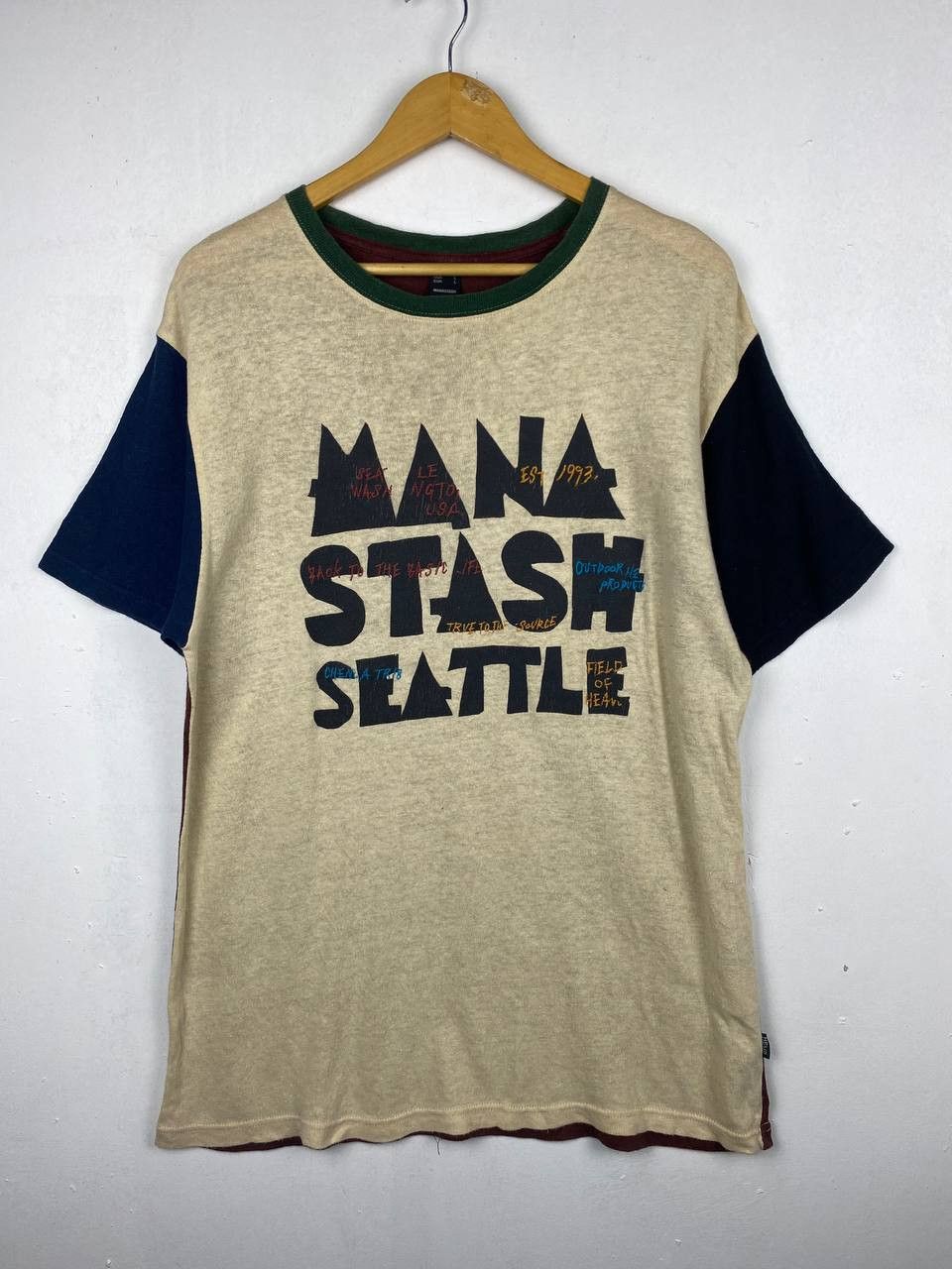 Manastash manastash hemp tshirt nice design Size US L / EU 52-54 / 3 - 1 Thumbnail
