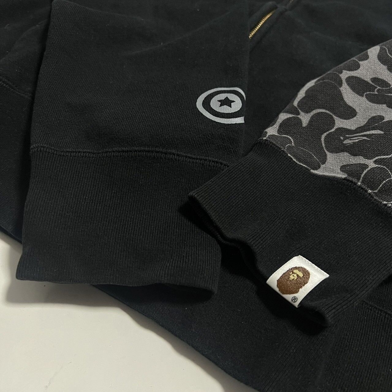 Bape BAPE shark full zip hoodie black/black camo Size US M / EU 48-50 / 2 - 2 Thumbnail
