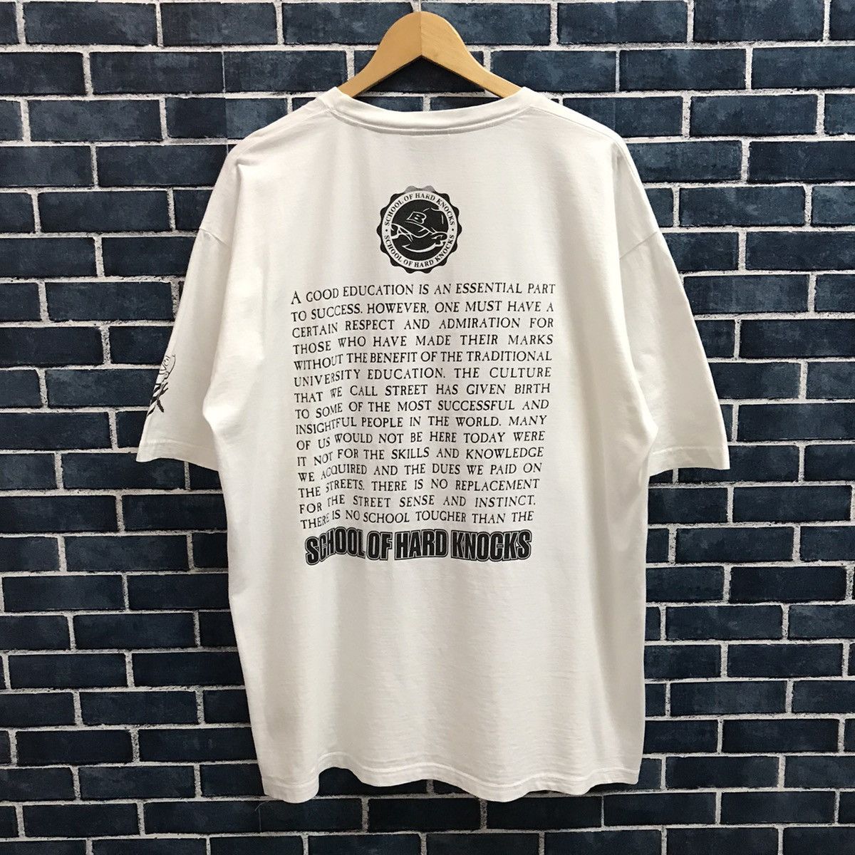 Rap Tees × Vintage Vintage School of hard knocks embossed logo tee Size US XL / EU 56 / 4 - 2 Thumbnail
