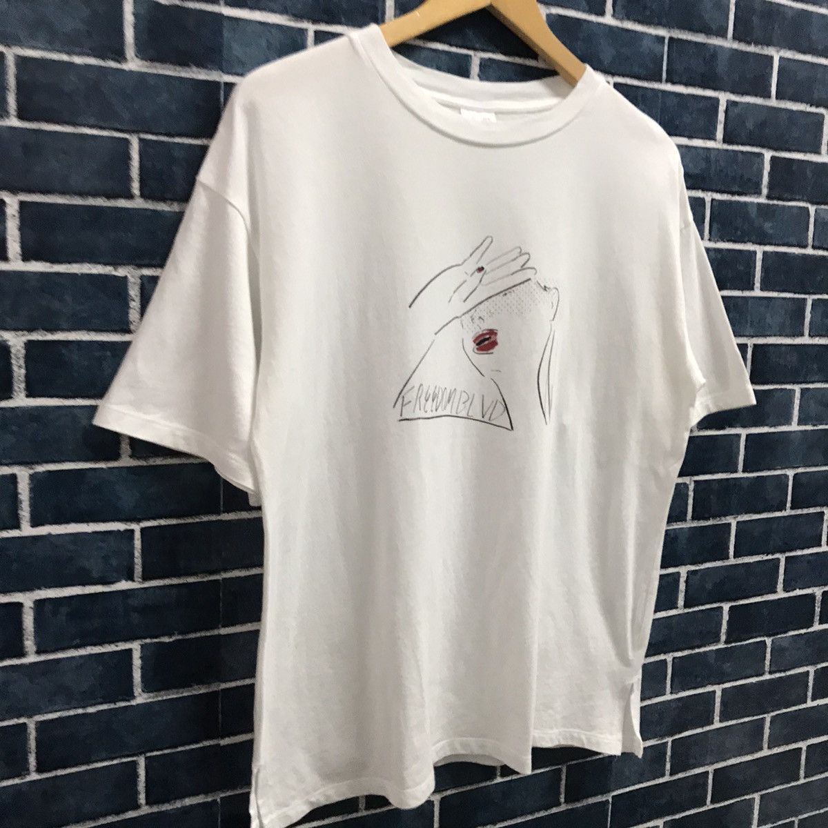 Japanese Brand × Vintage yuko saeki illustration art tee Size US M / EU 48-50 / 2 - 5 Thumbnail