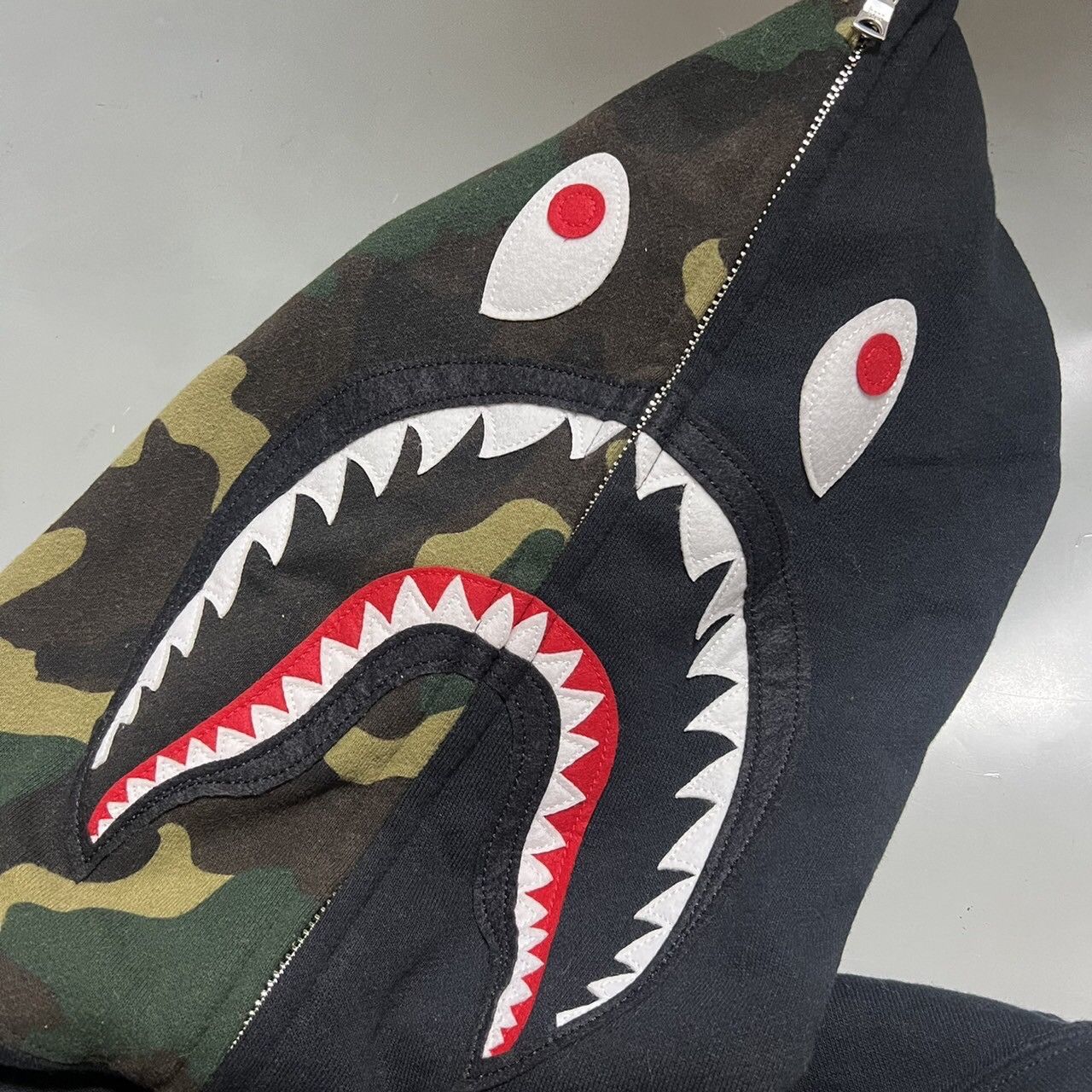 Bape BAPE shark 1st anniversary full zip hoodie black/green camo Size US XL / EU 56 / 4 - 3 Thumbnail