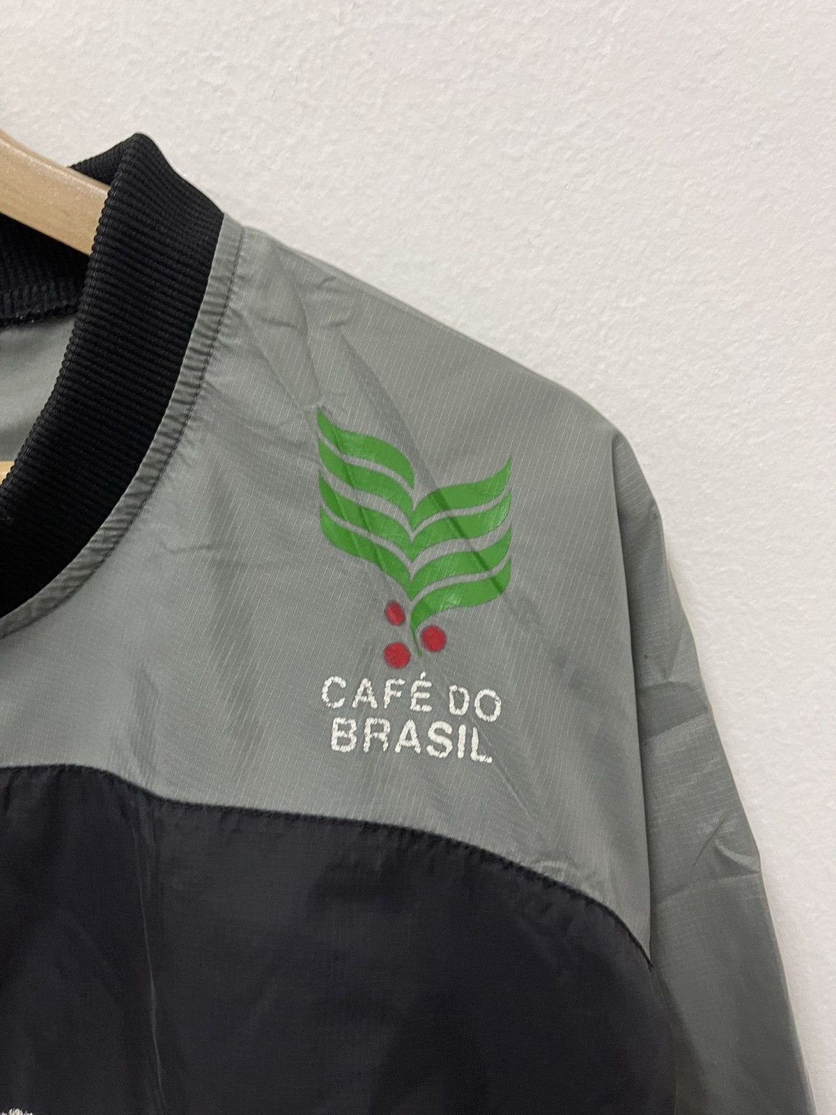 Japanese Brand × Vintage Vintage Athleta Official Spell Out Crewneck Wainbraker Size US L / EU 52-54 / 3 - 3 Thumbnail