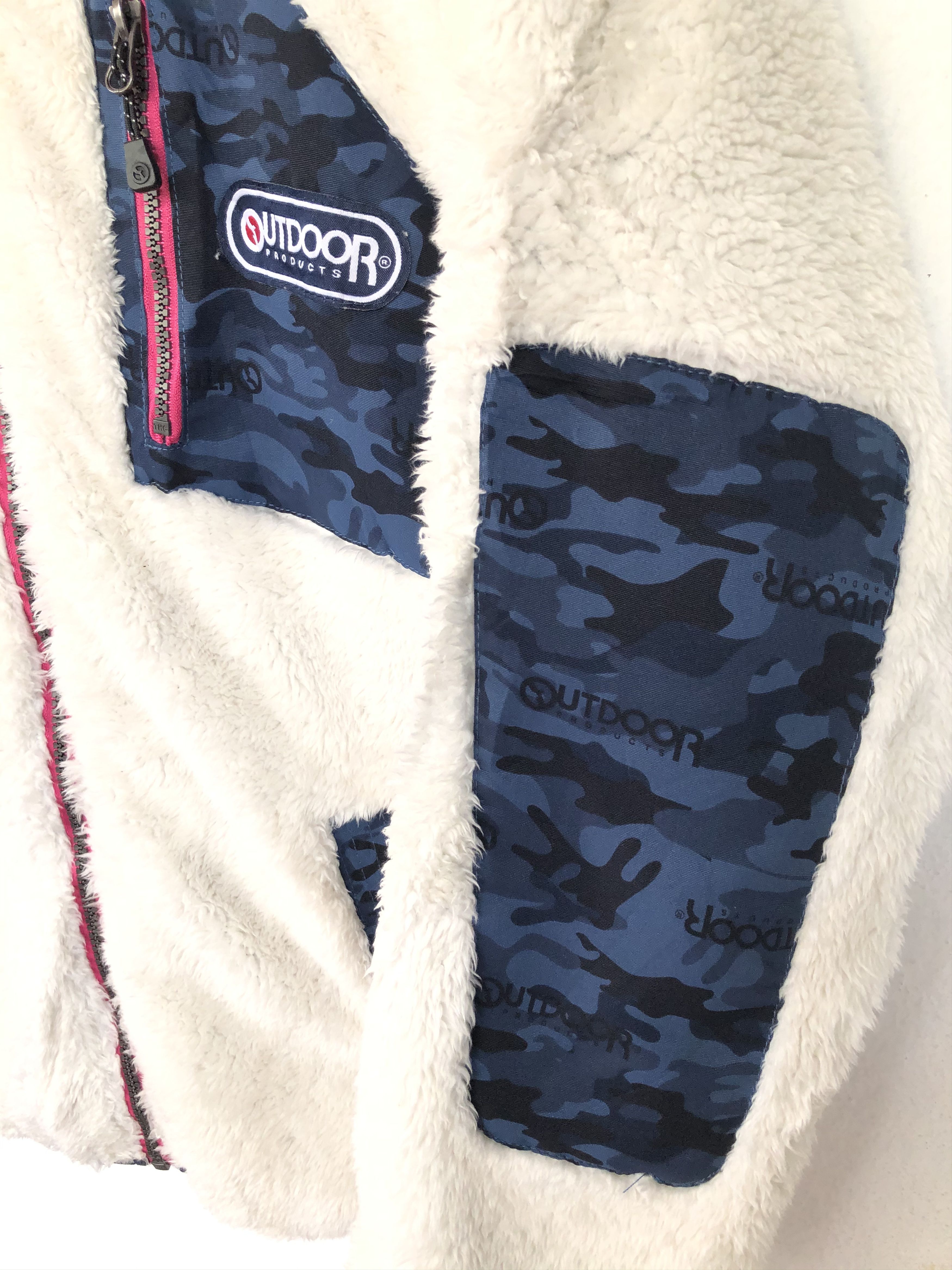 Vintage VINTAGE OUTDOOR WHITE CAMO HIT SHERPA FLEECE JACKET Size US M / EU 48-50 / 2 - 3 Thumbnail